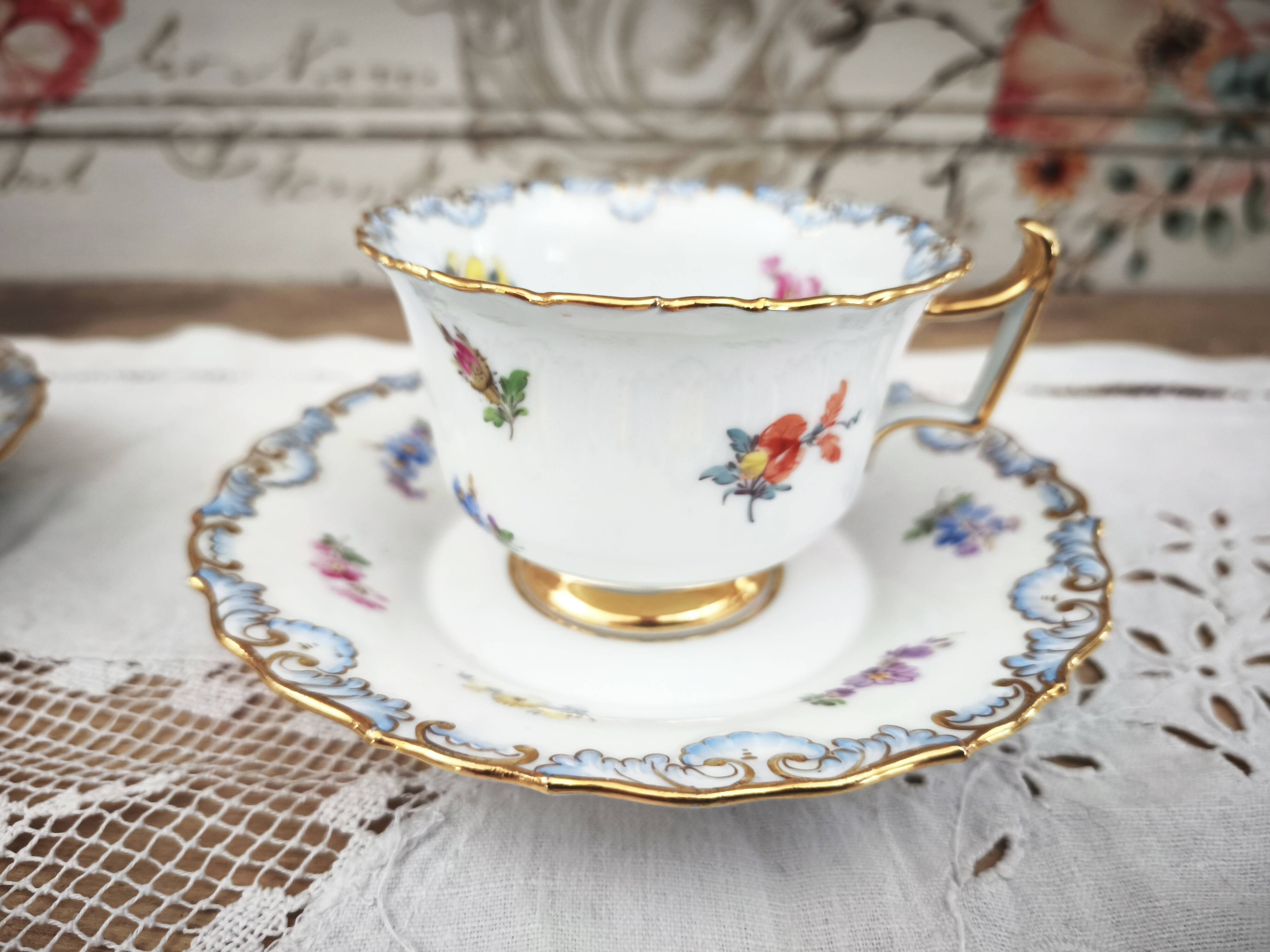 Meissen porcelain Art Nouveau long tea or coffee cup model 1