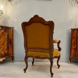 Fauteuil à dossier plat noyer de style Regence XIXeme
