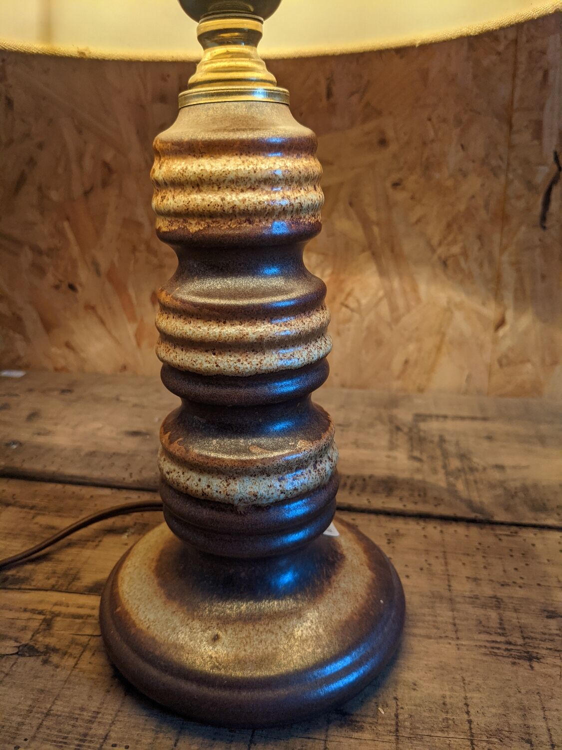 Ceramic lamp