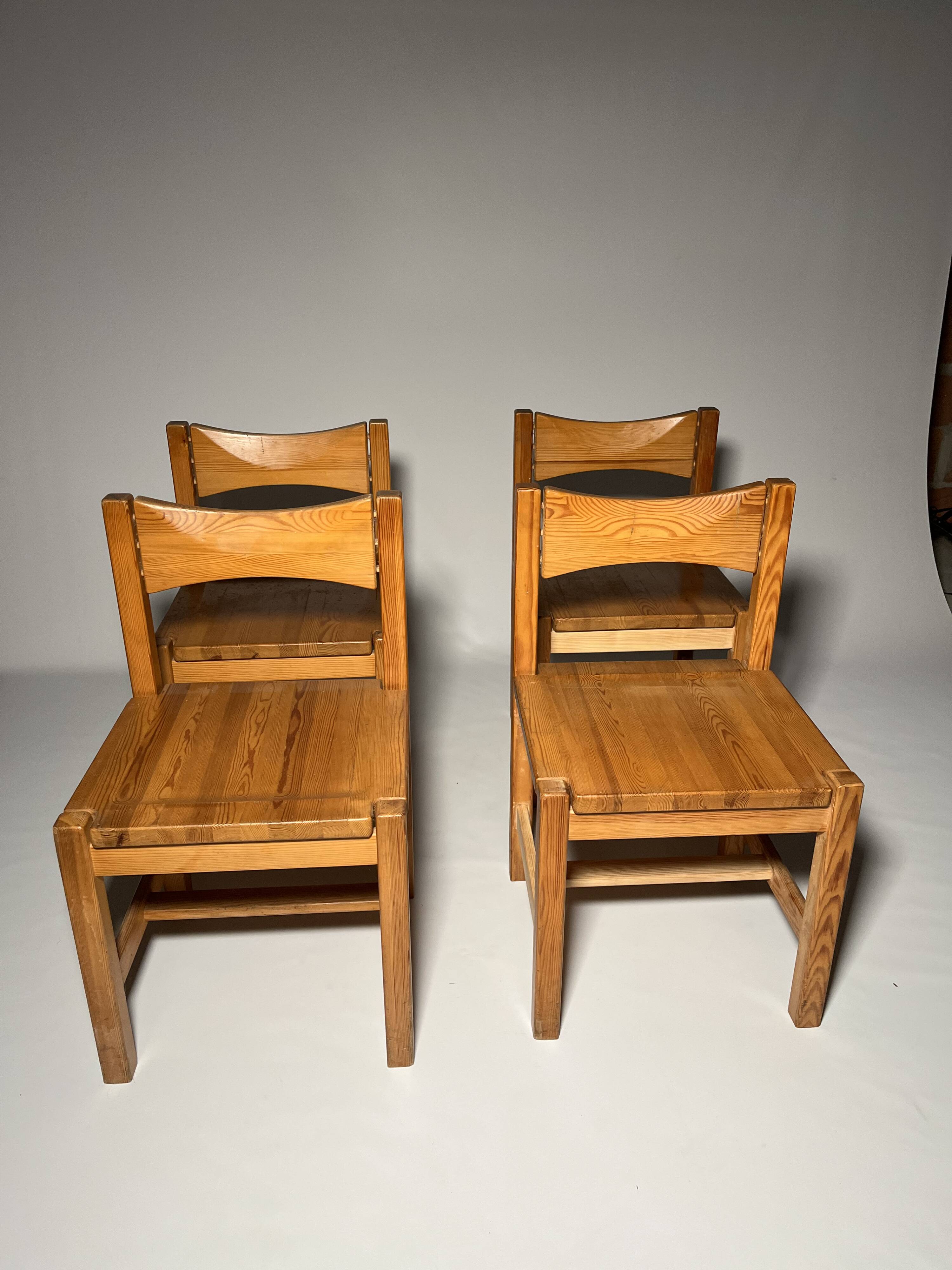 4 Chaises Ilmari Tapiovaara