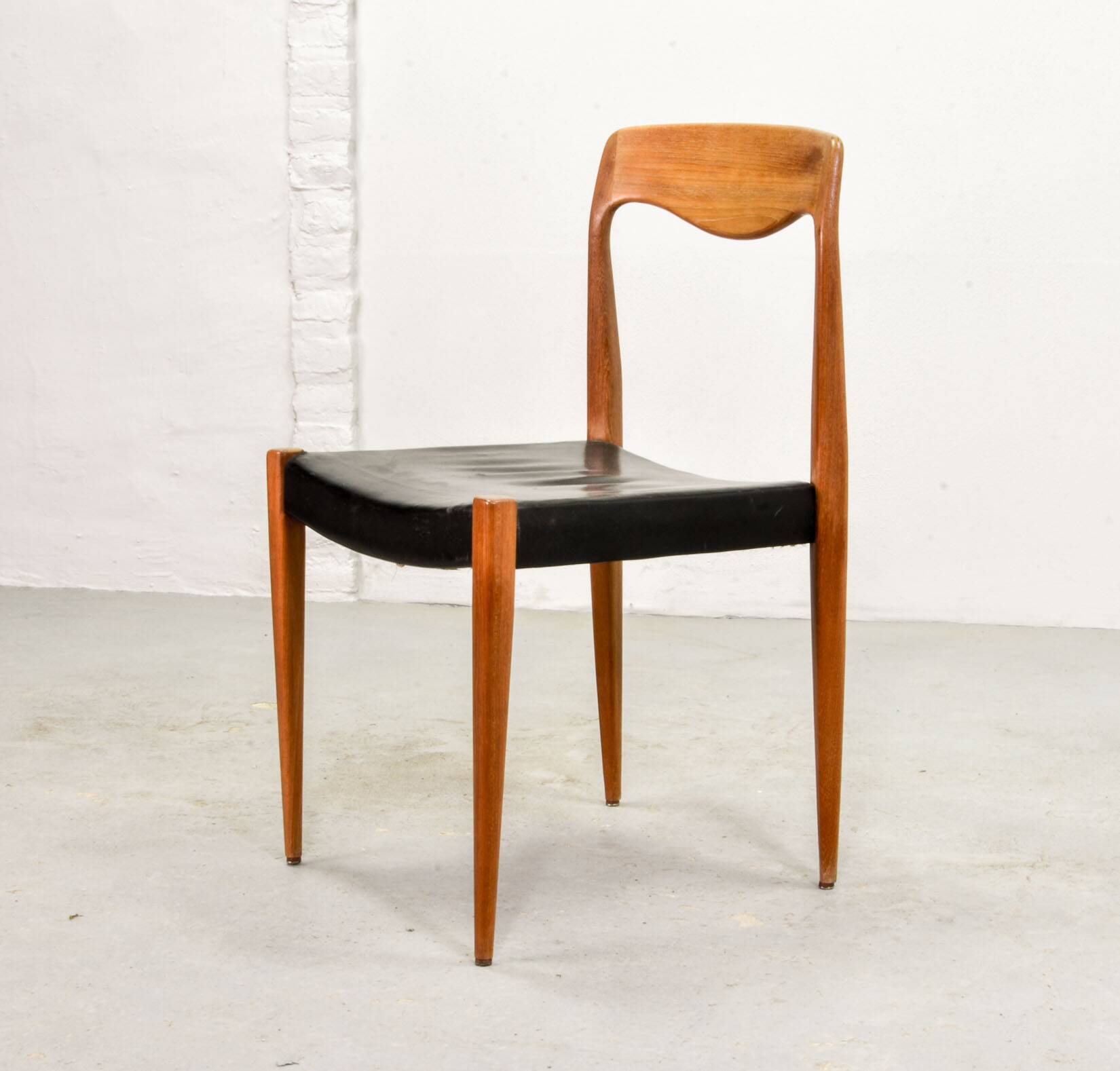 Niels Otto Moller Style Solid Teak Wood Dining Chairs with Leatherette 50s
