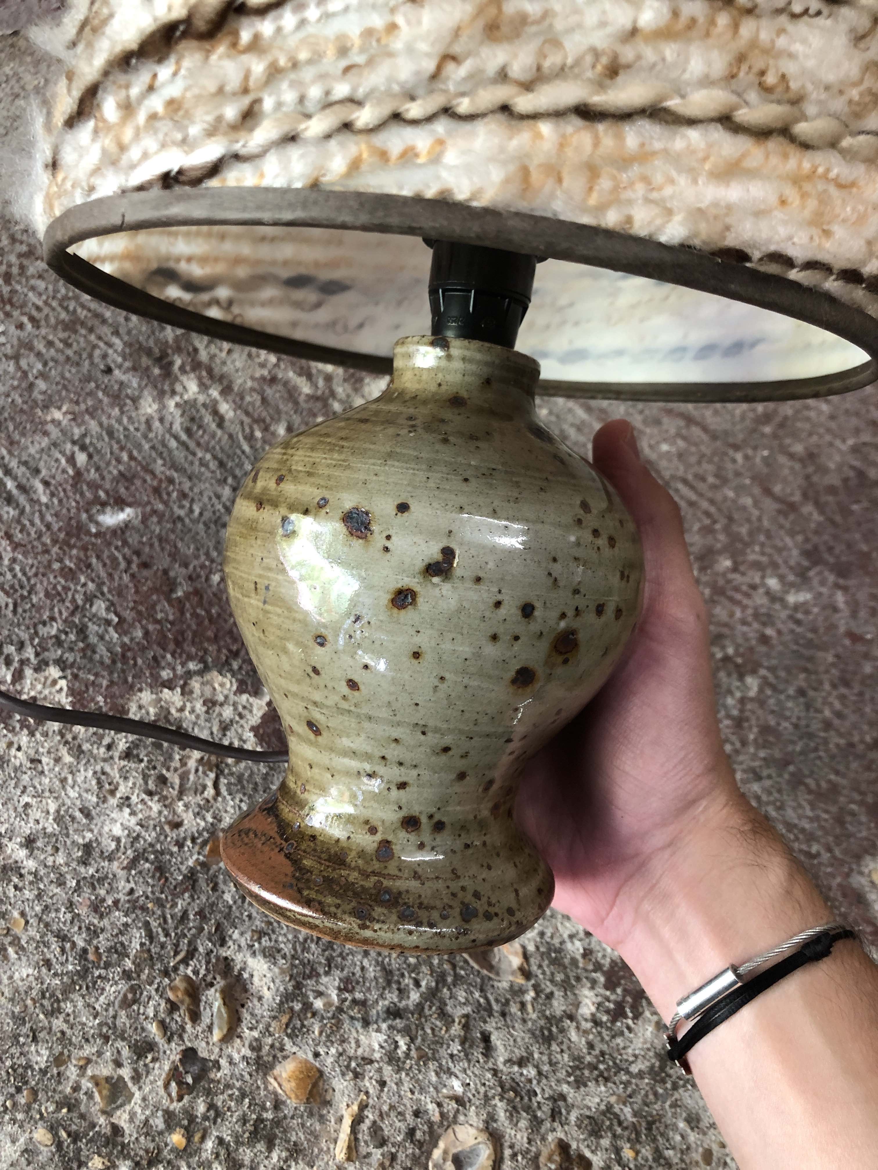 Pyrity sandstone lamp