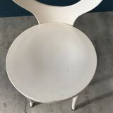 White Baumann Seagull chair