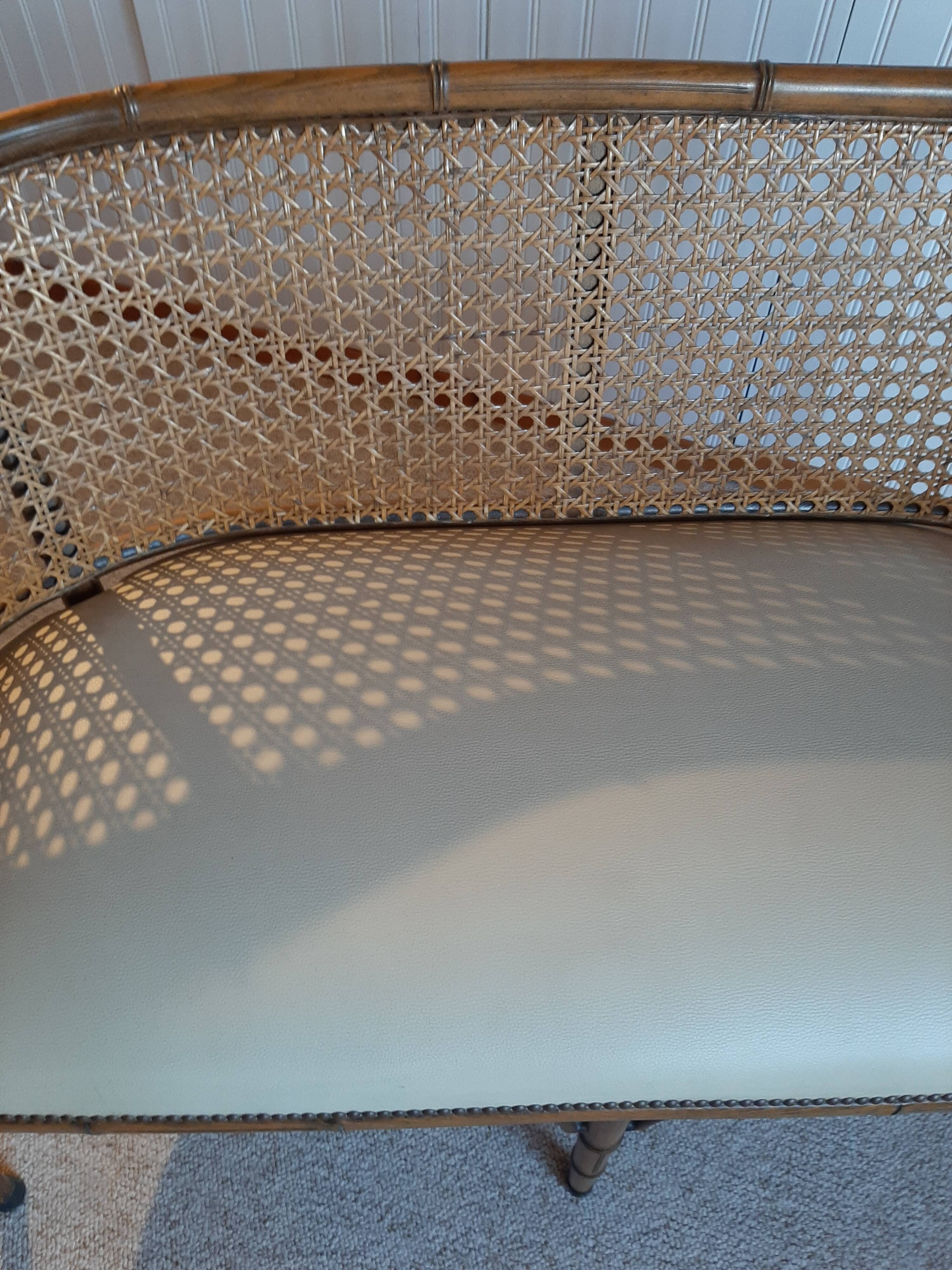 2-seater bamboo cane bench in vintage white imitation leather