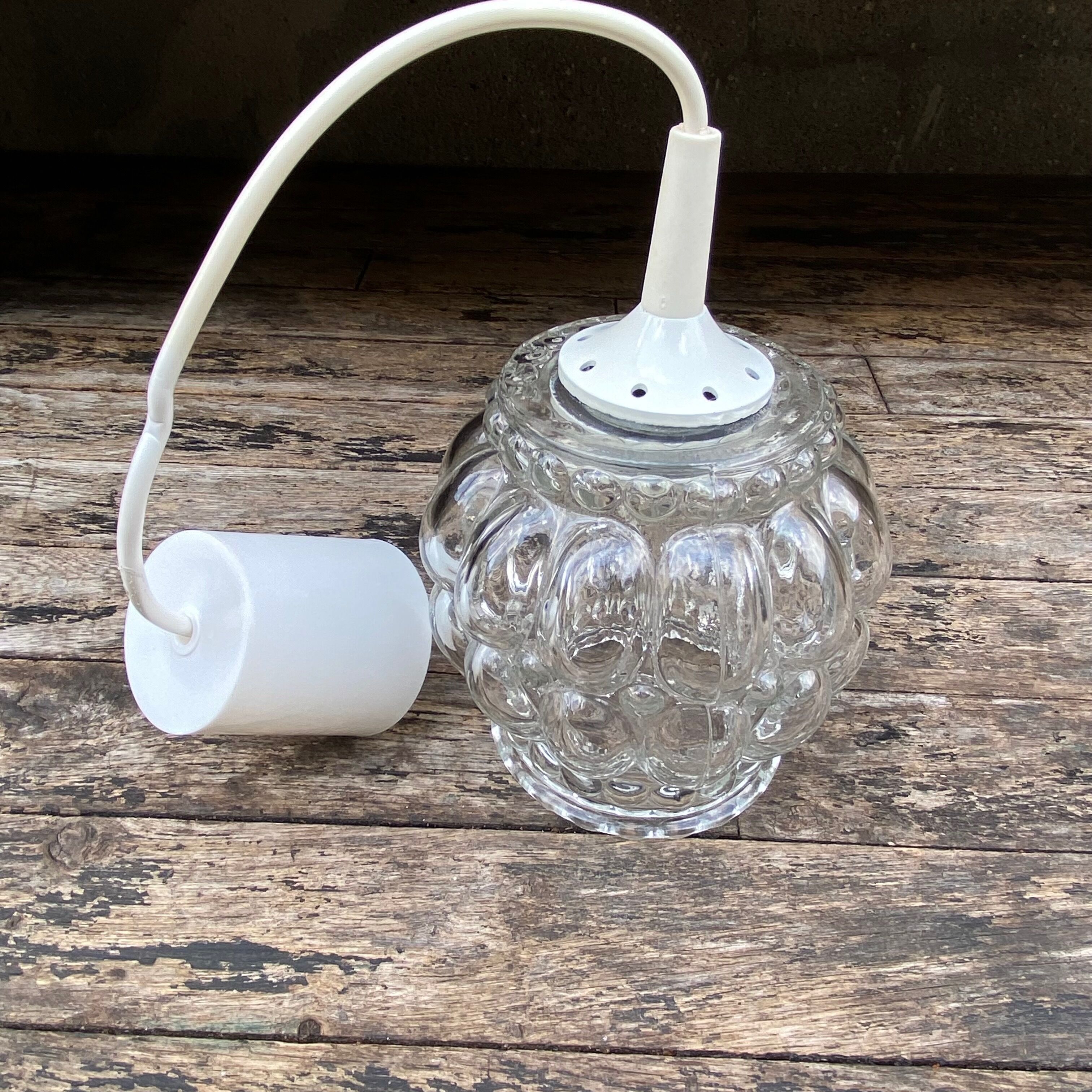 Molded glass suspension -70s