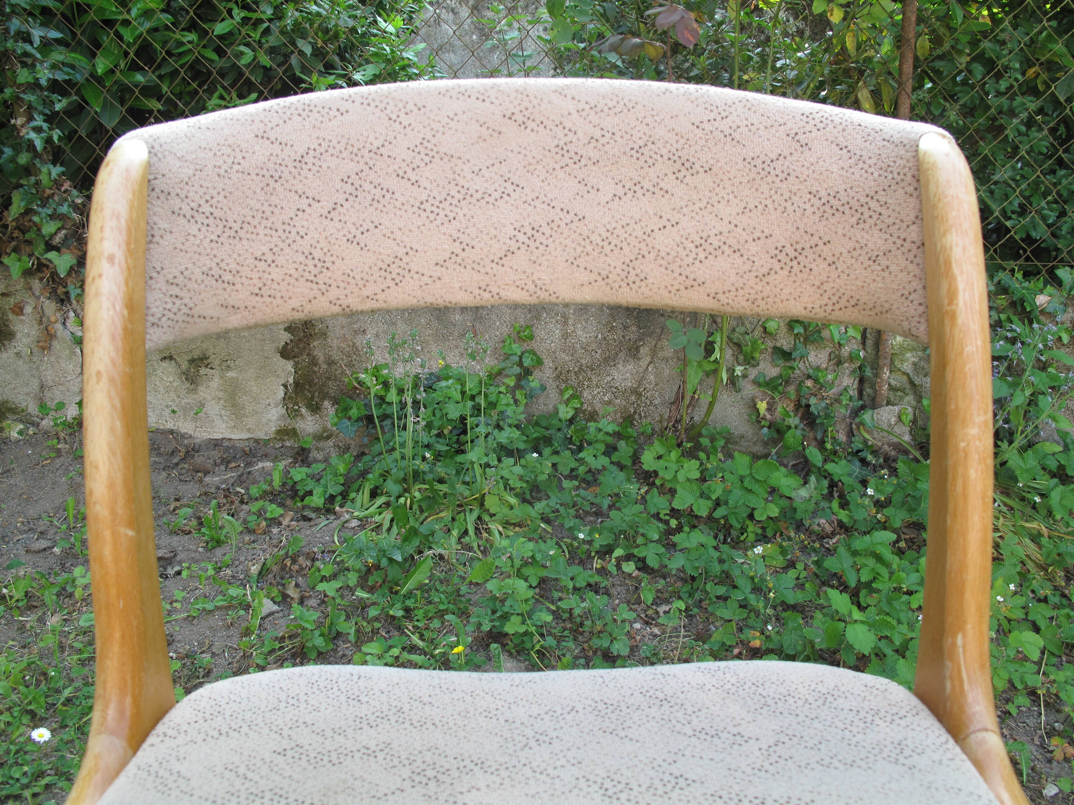 Series of 4 scandinavian chairs