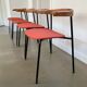 Rare ensemble de 4 chaises C 20, design Terence Conran, années 1960.