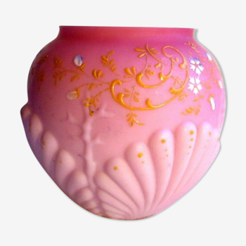 Art deco ball vase in pink opaline enamelled with flowers, 4 shells in relief