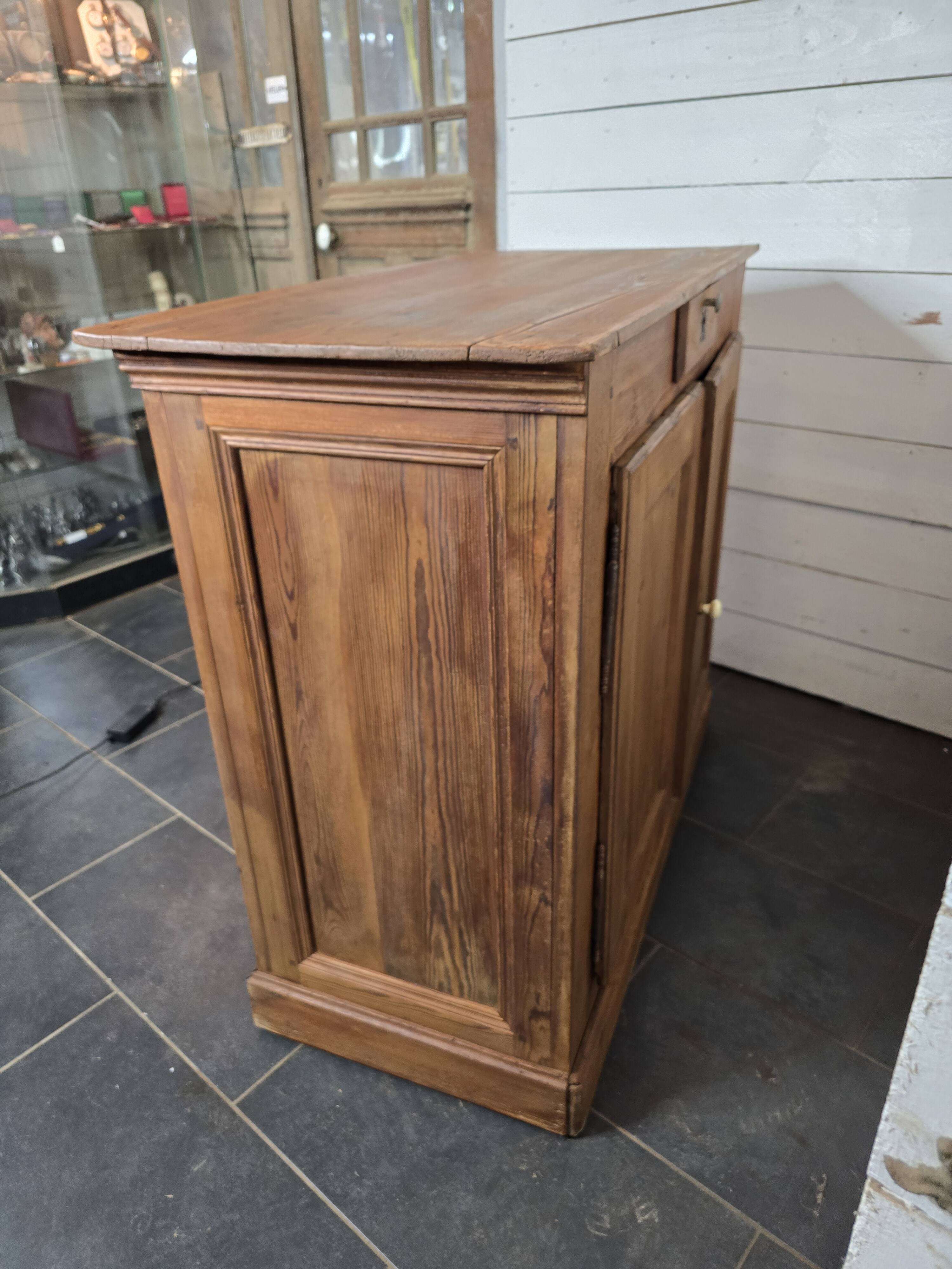 Old counter, store cash register