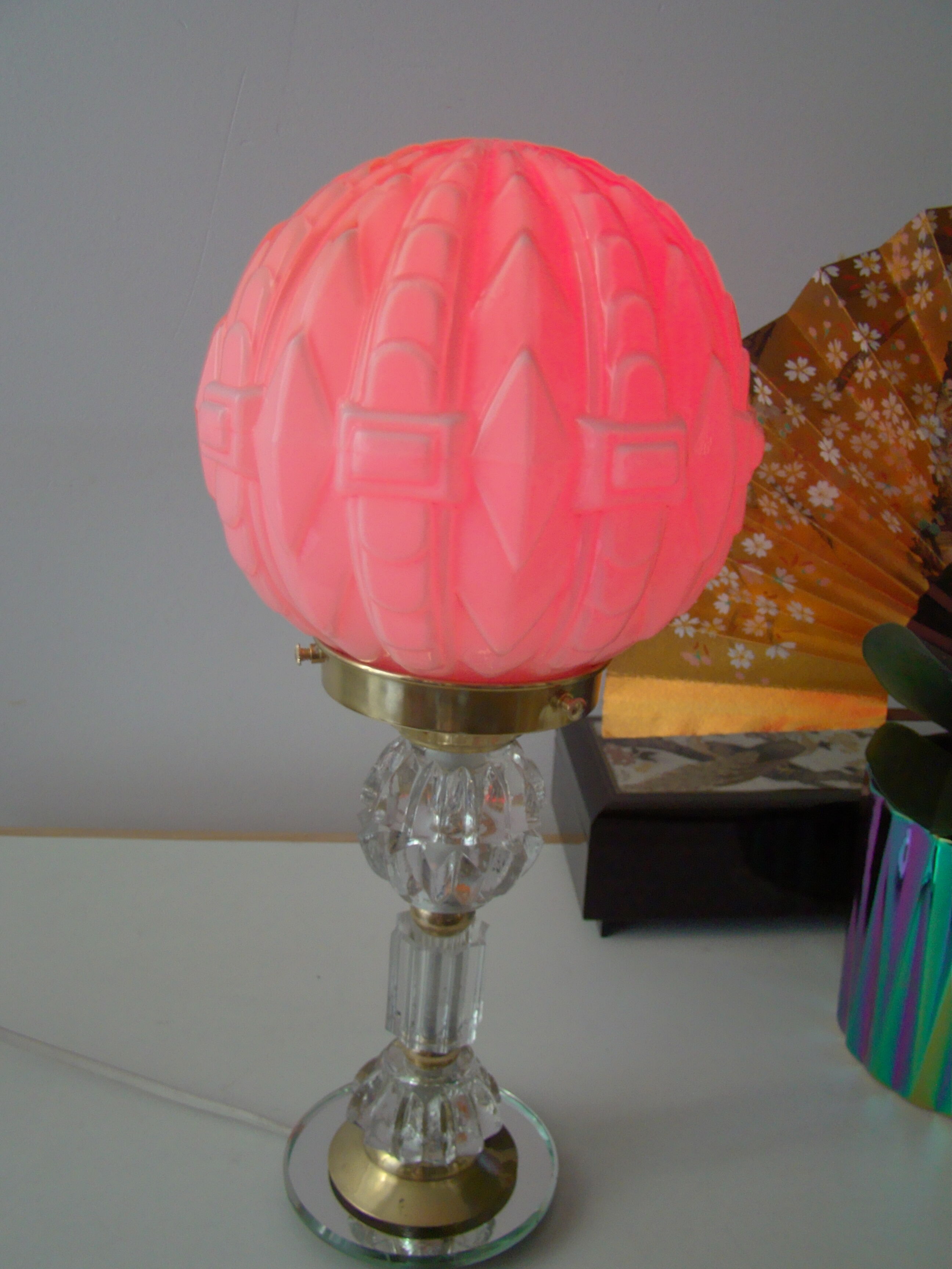 Art Deco lamp pink foot in cut crystal