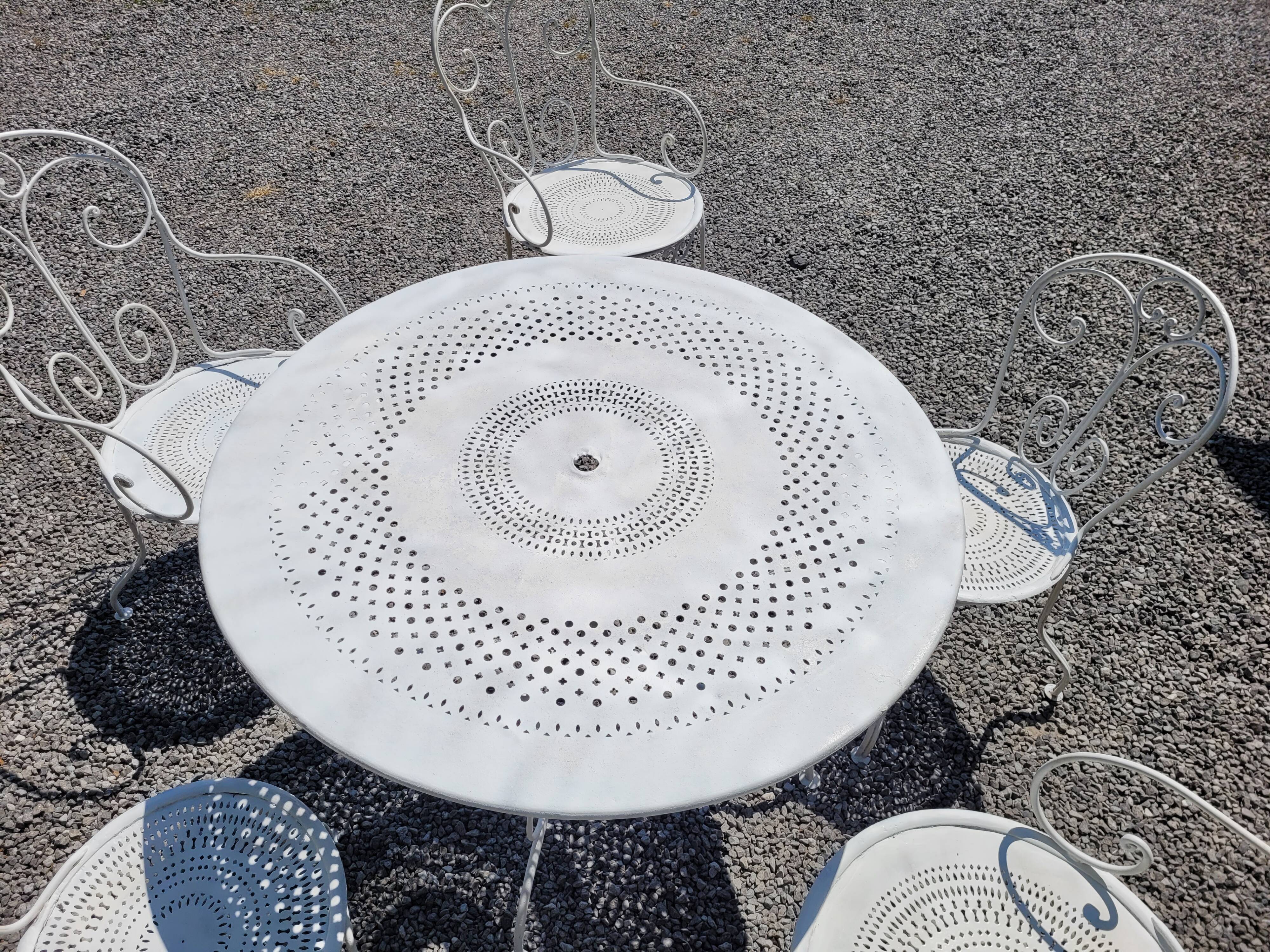 Old wrought iron garden furniture 3 armchairs + 2 chairs