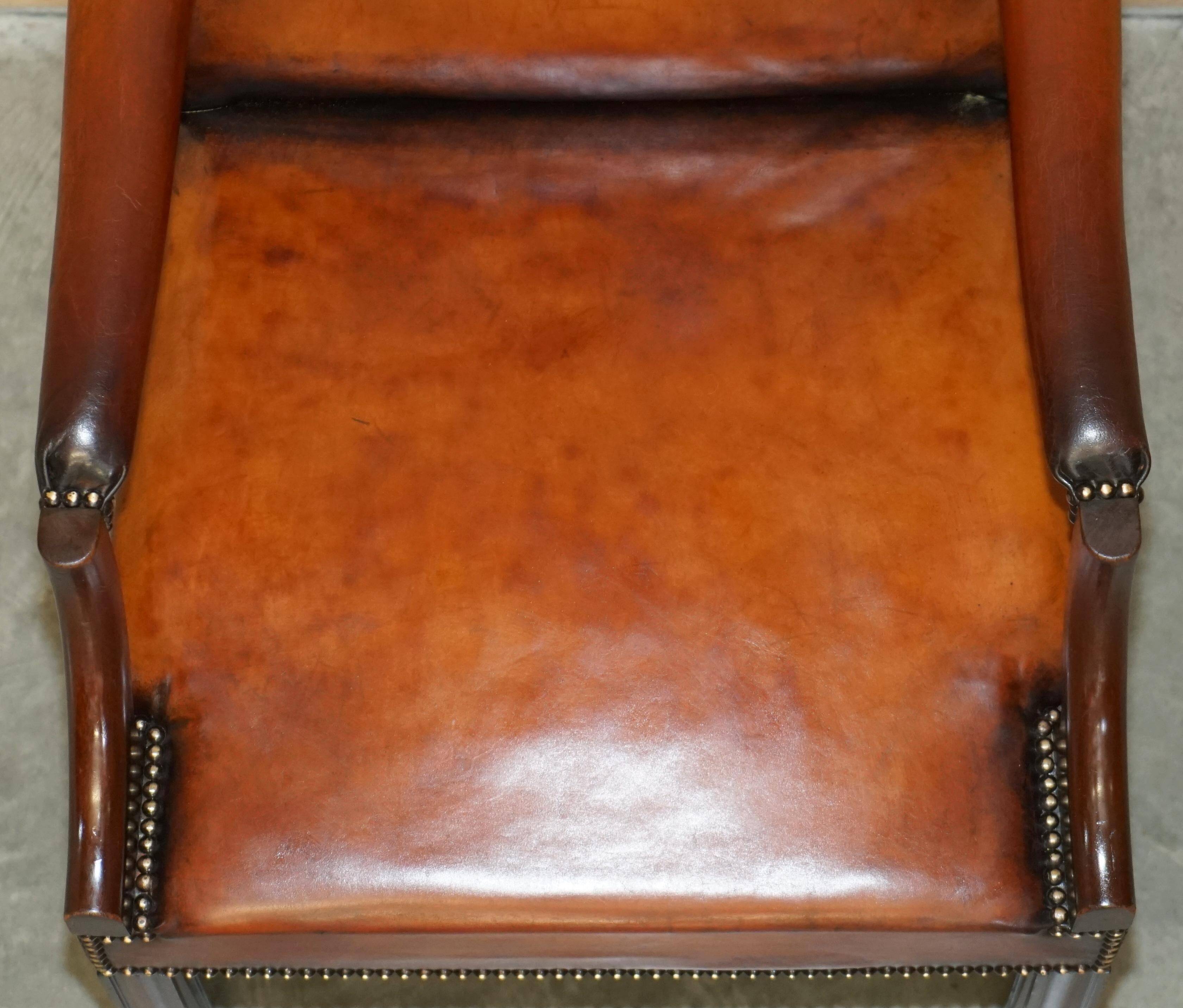 Fauteuil de bureau Gainsborough restauré cuir teint à la main