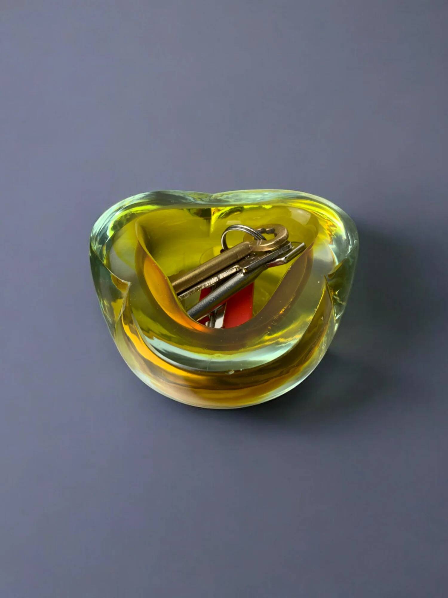 Yellow & blue Sommerso ashtray by Seguso, Murano glass, Italy, 1970s