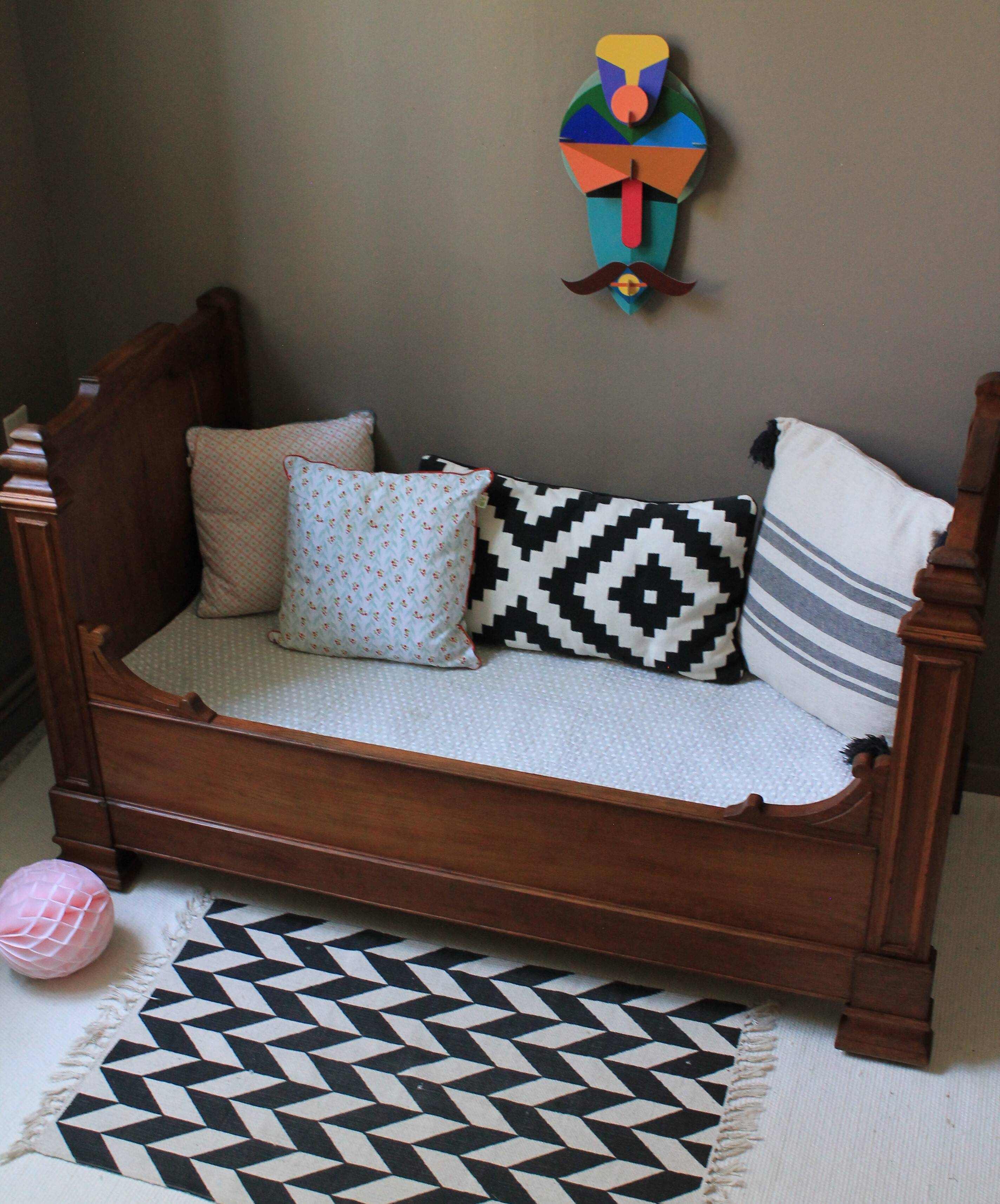 19th century oak daybed