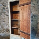 Antique French workshop cupboard – 1900-1920 – Narrow bonnetière