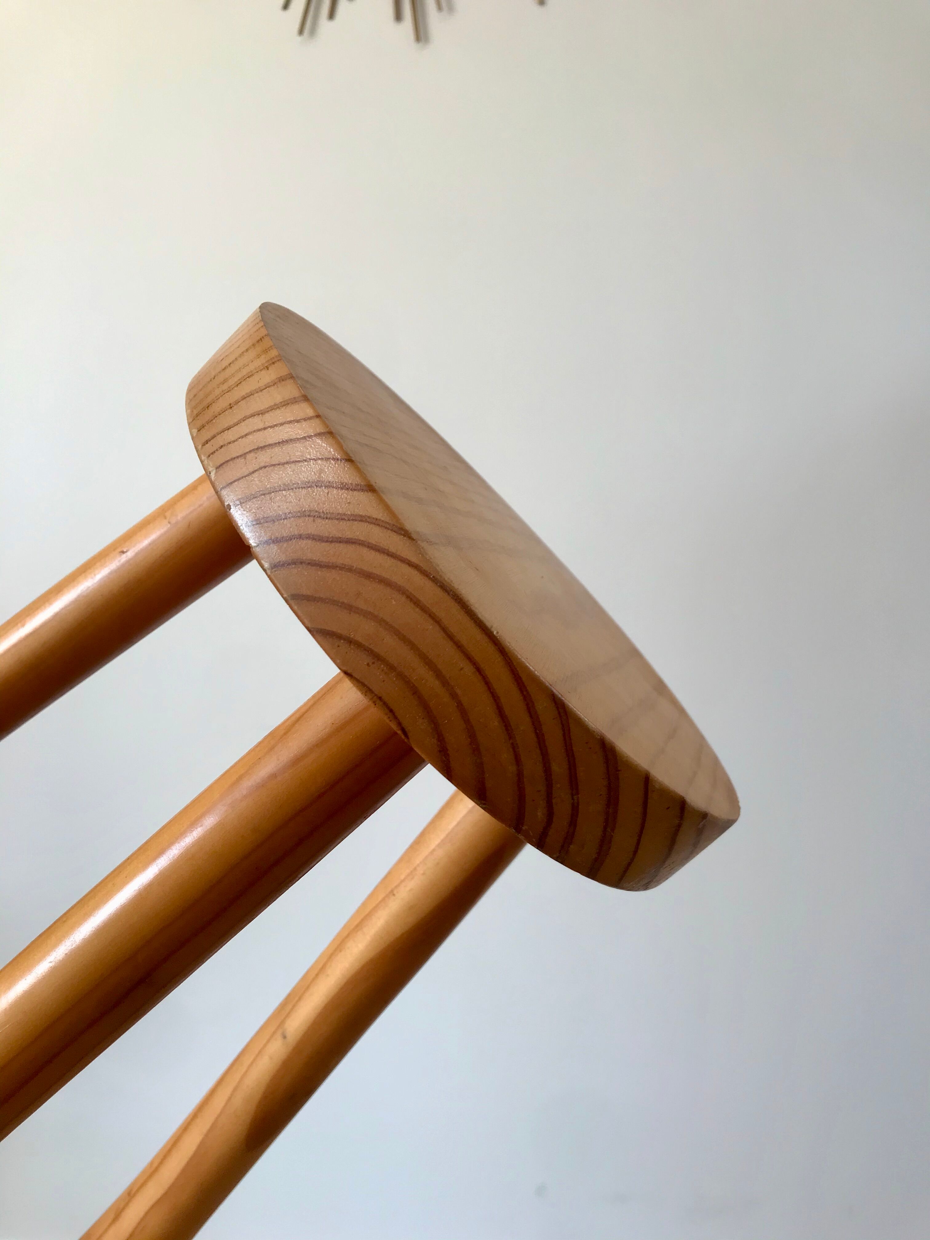 Small tripod stool in blond wood pine 60s-70s