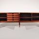 Buffet en bois Arne Hovmand Olsen pour Mogens Kold, Danemark, vers 1960.