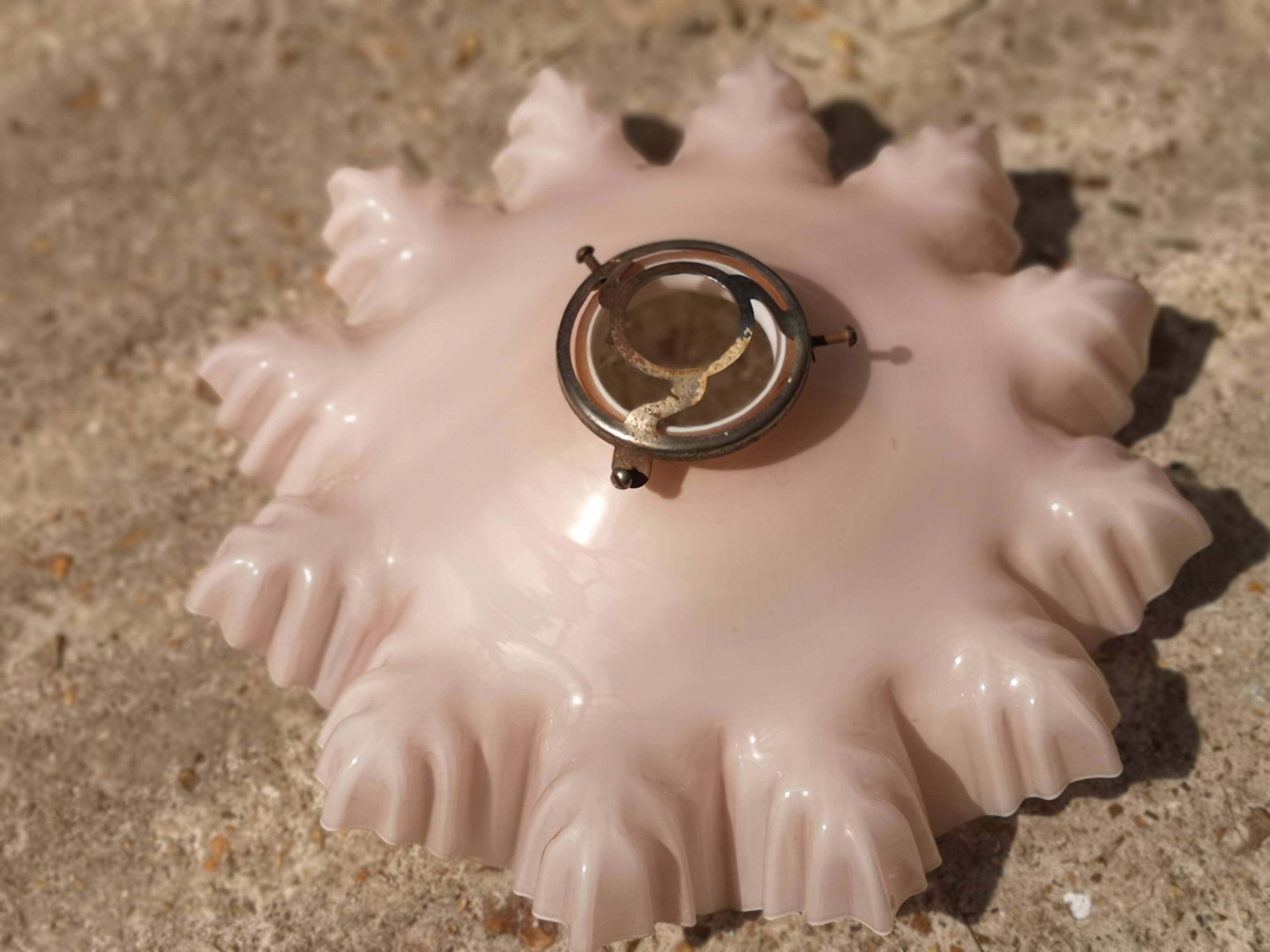 Suspension in pink opaline year 60