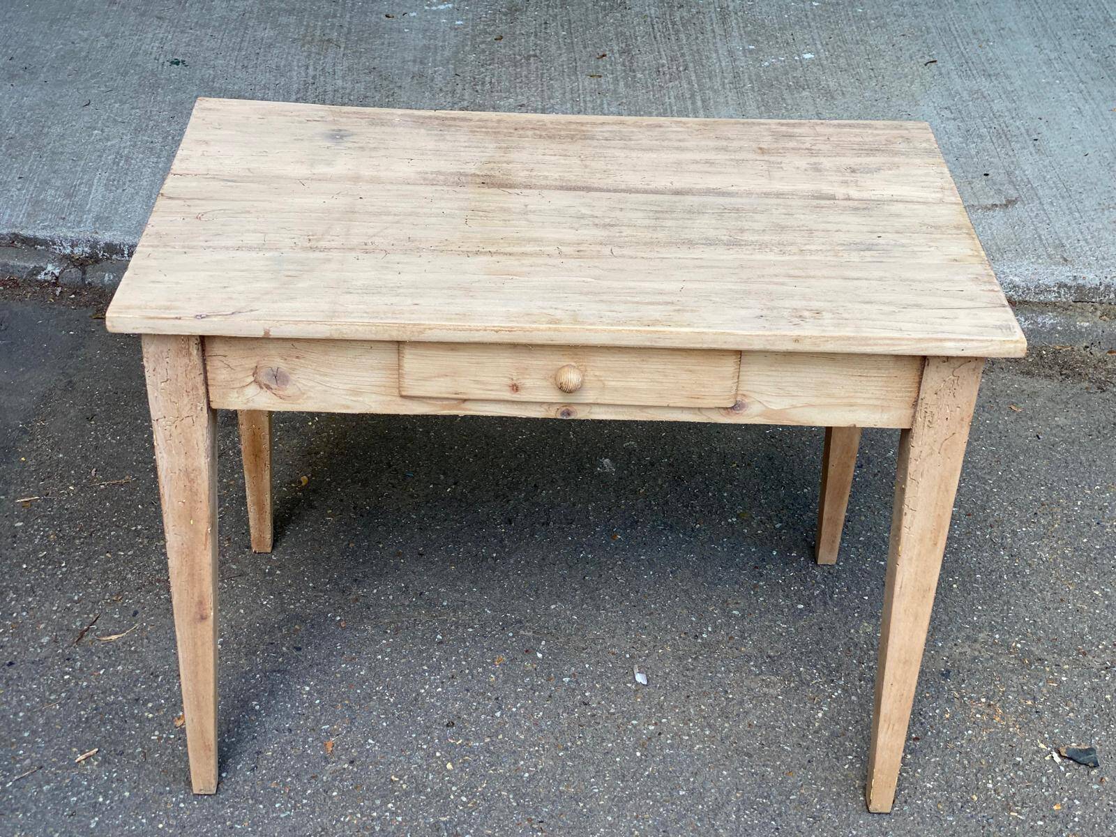 Renovated Parisian desk in solid wood with drawer