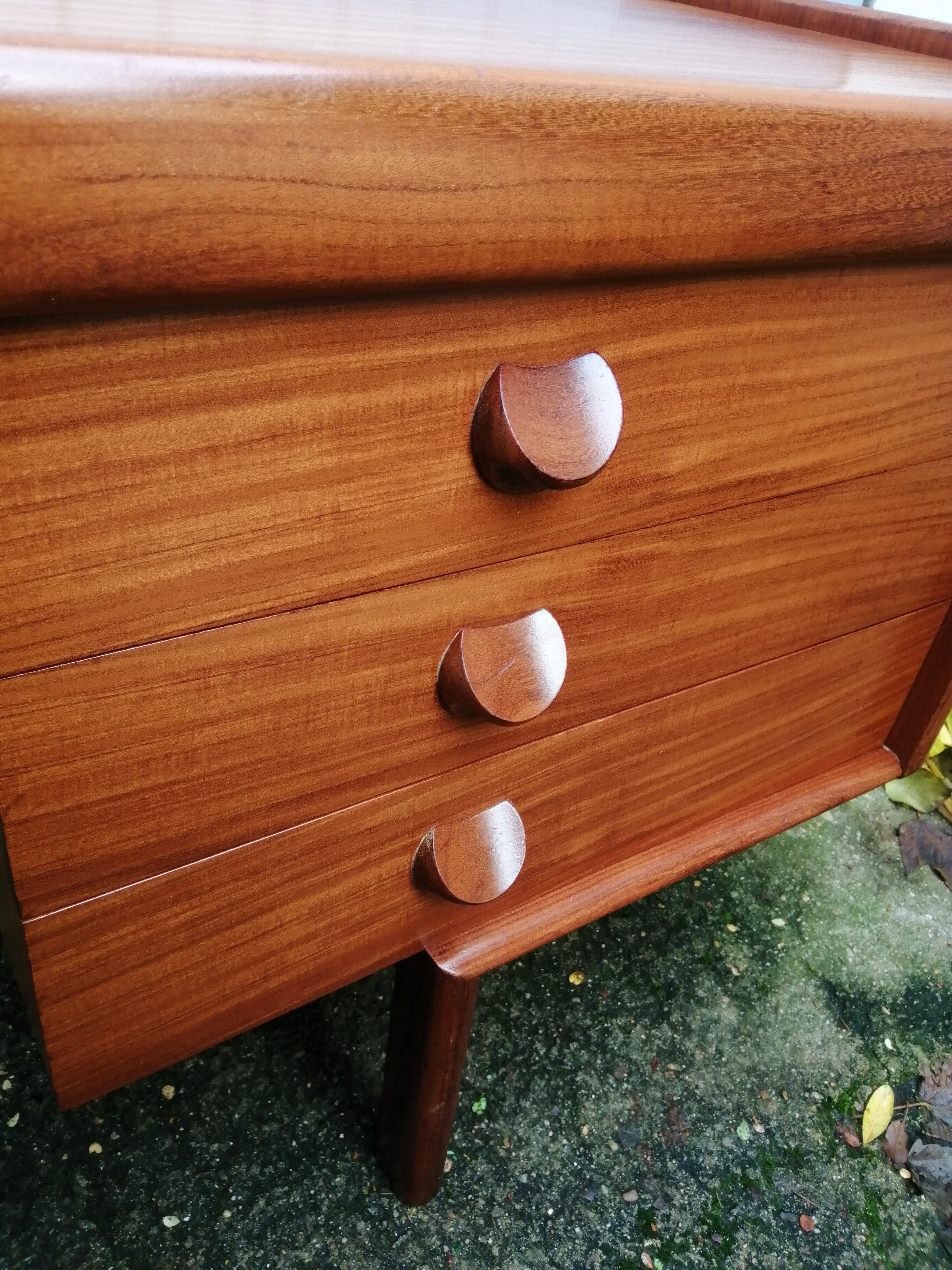 Teak dressing table from the 60s by White & Newton