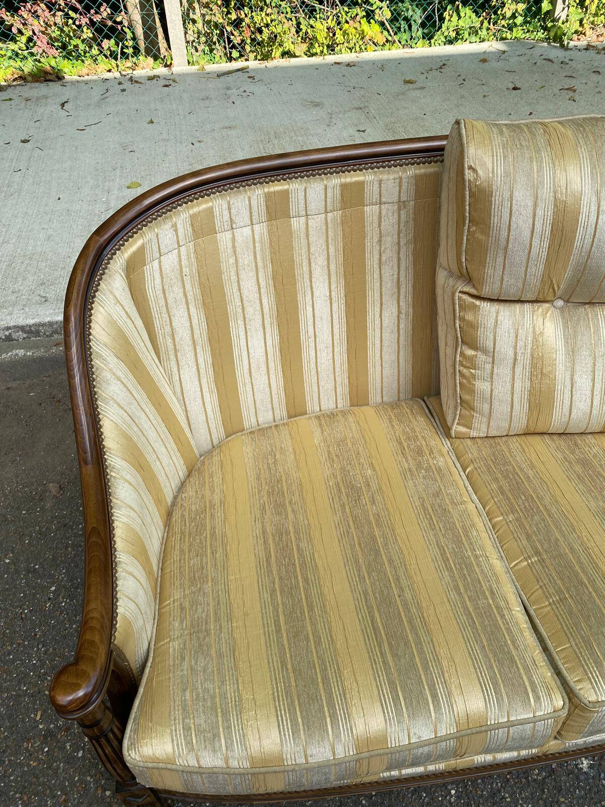 Louis XVI 2-seater sofa in golden beige fabric and curved solid wood