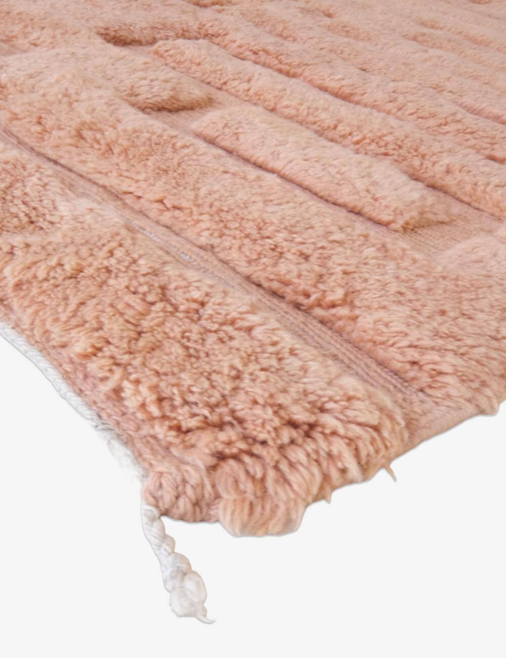 Luxurious Beni Mrirt Rug - 283 x 206 cm
