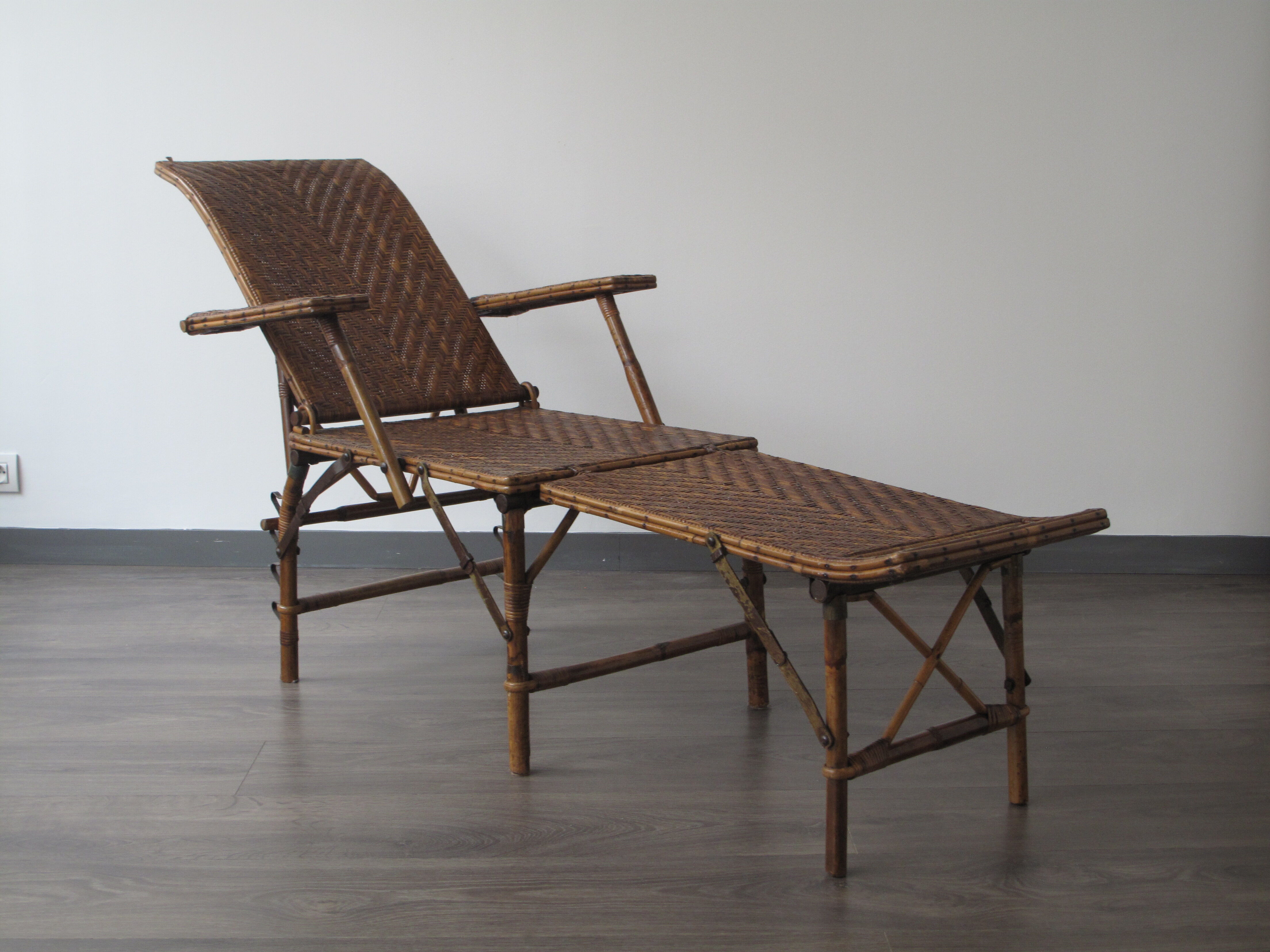 Lounge chair early 20th century