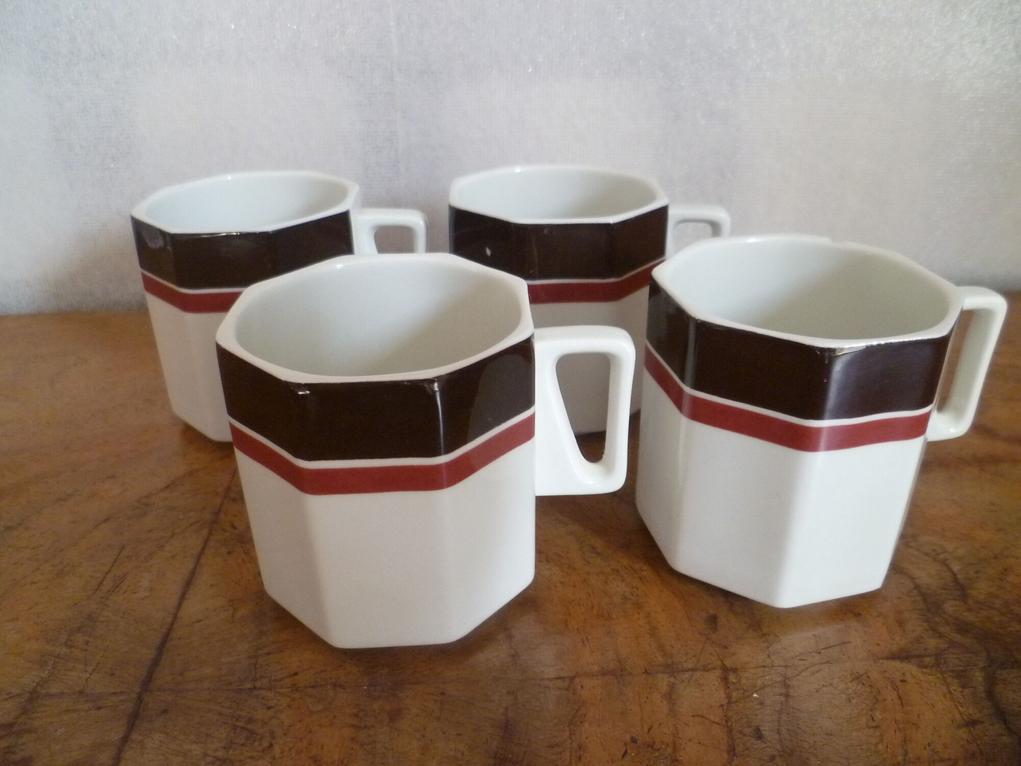4 cups Villeroy and Boch model Vanguard vintage 70