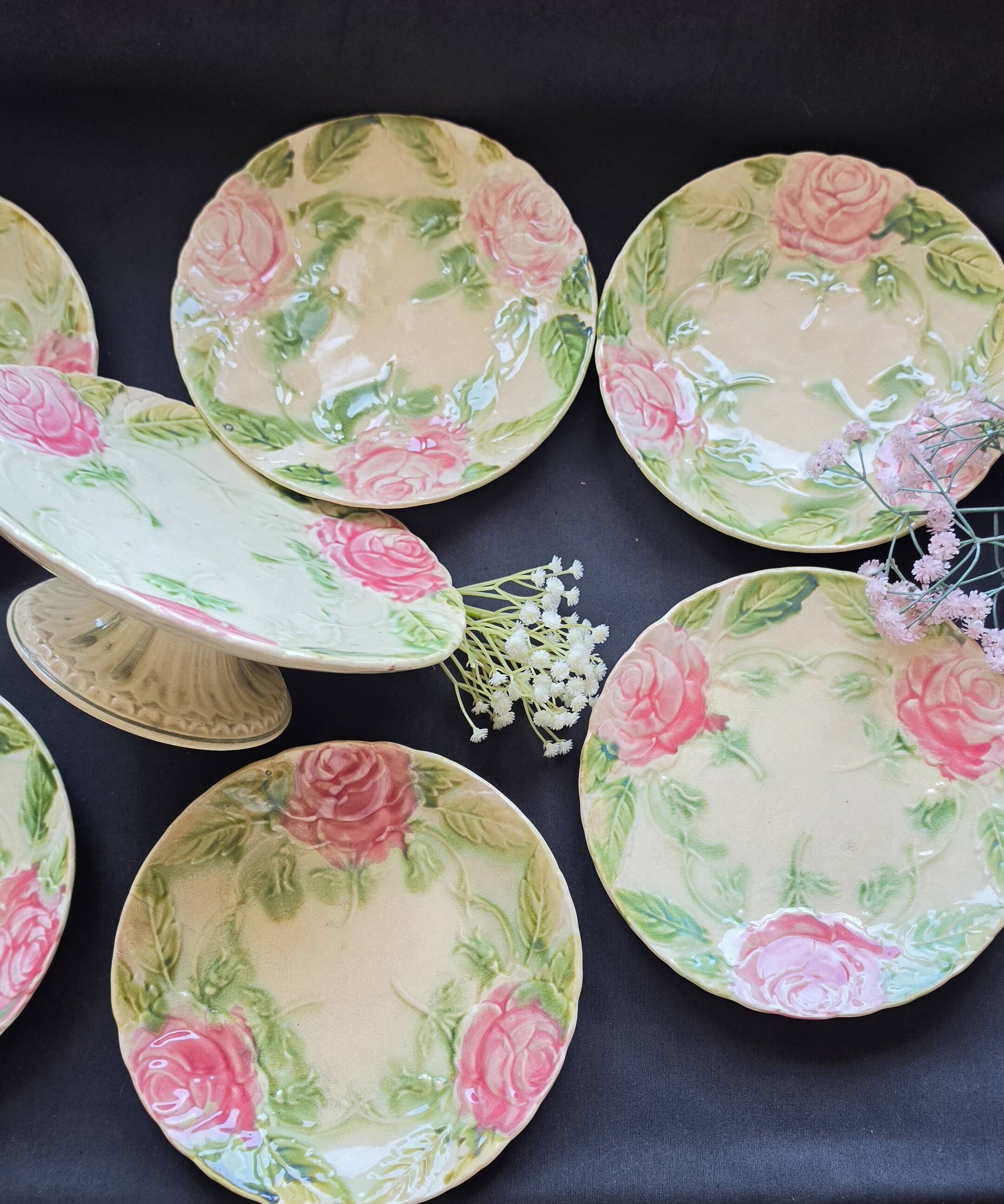 Exclusive antique dessert service in faience/terracotta with slip from 1900.