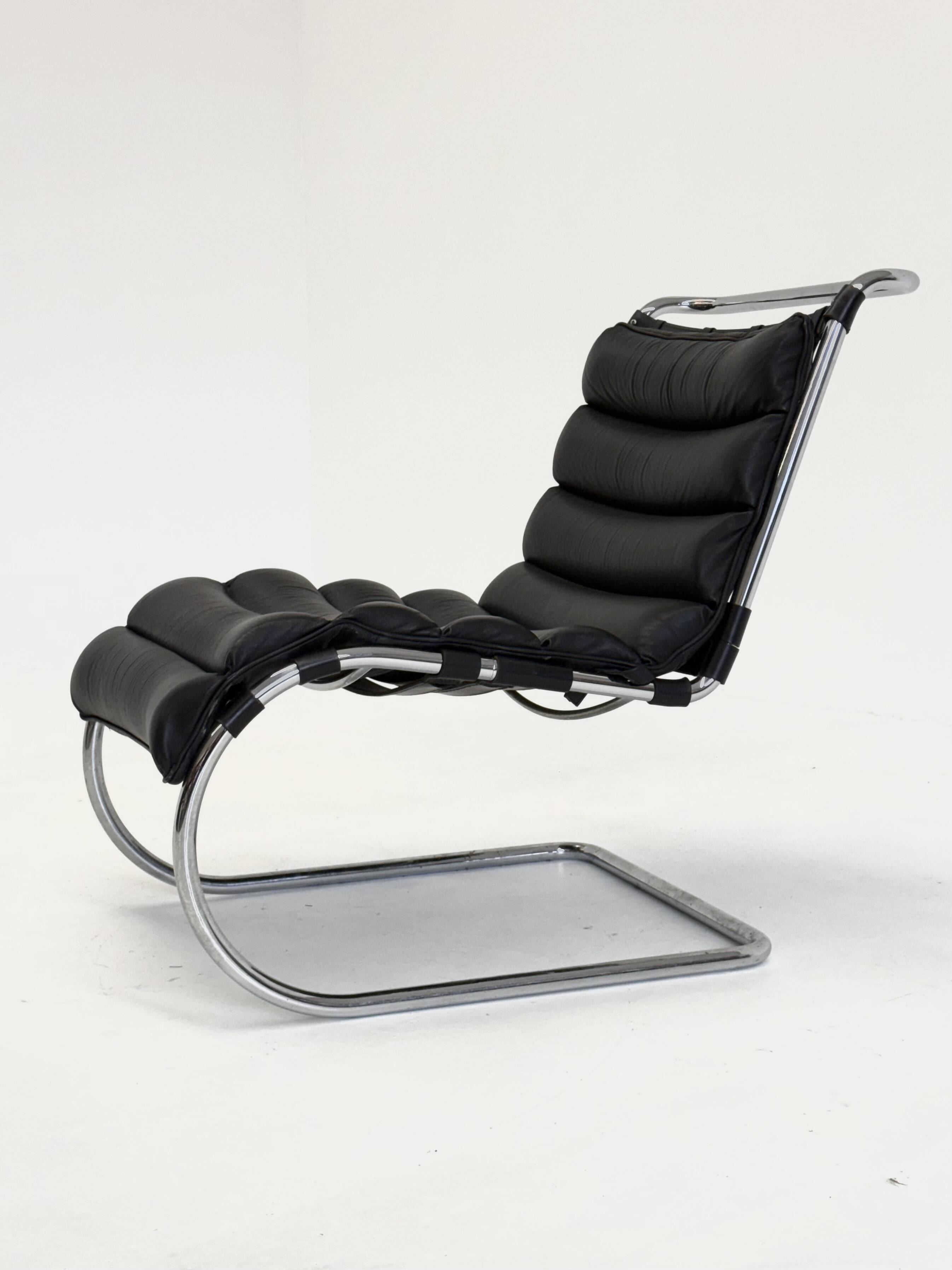 Fauteuil MR de Ludwig Mies van der Rohe pour Knoll