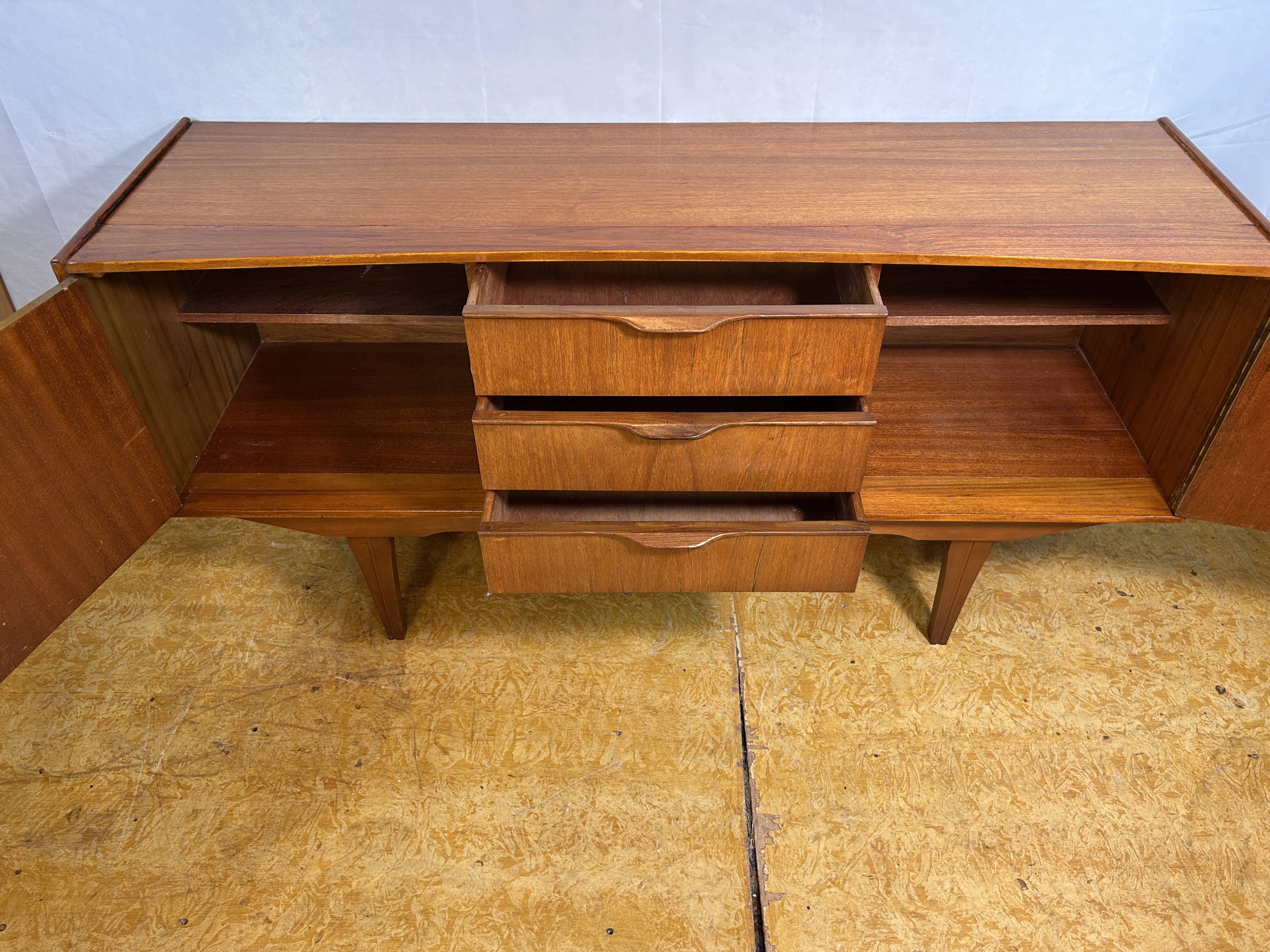 Small Mid-Century Retro Vintage Teak Sideboard – 1960