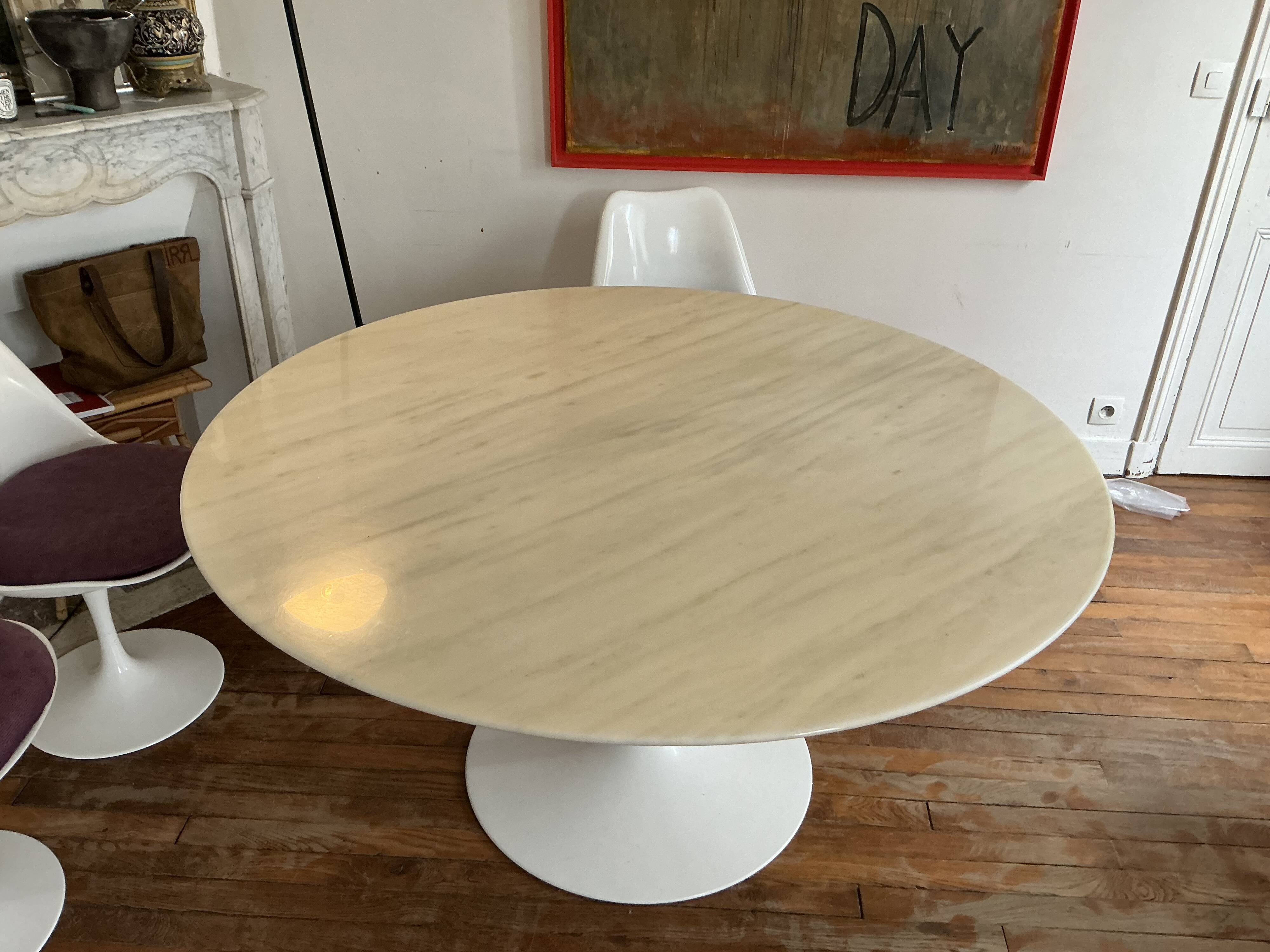 Saarinen table Knoll vintage 137 cm white marble