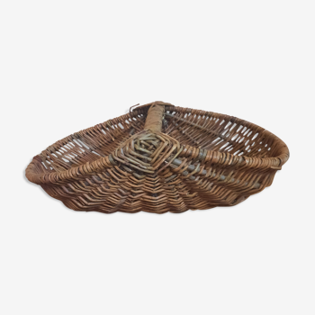 Wicker basket