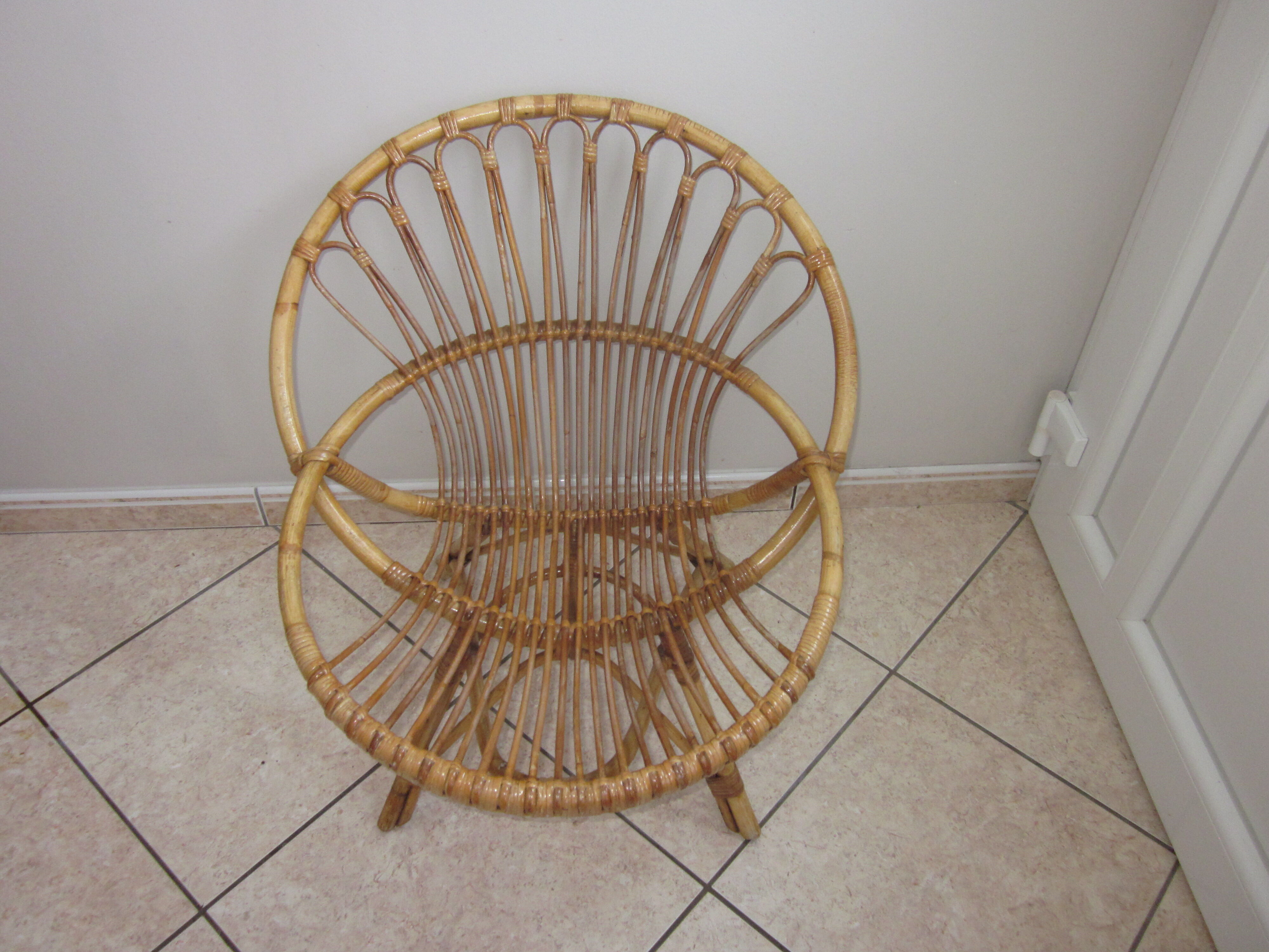 Adult rattan shell armchair from the years 60-70