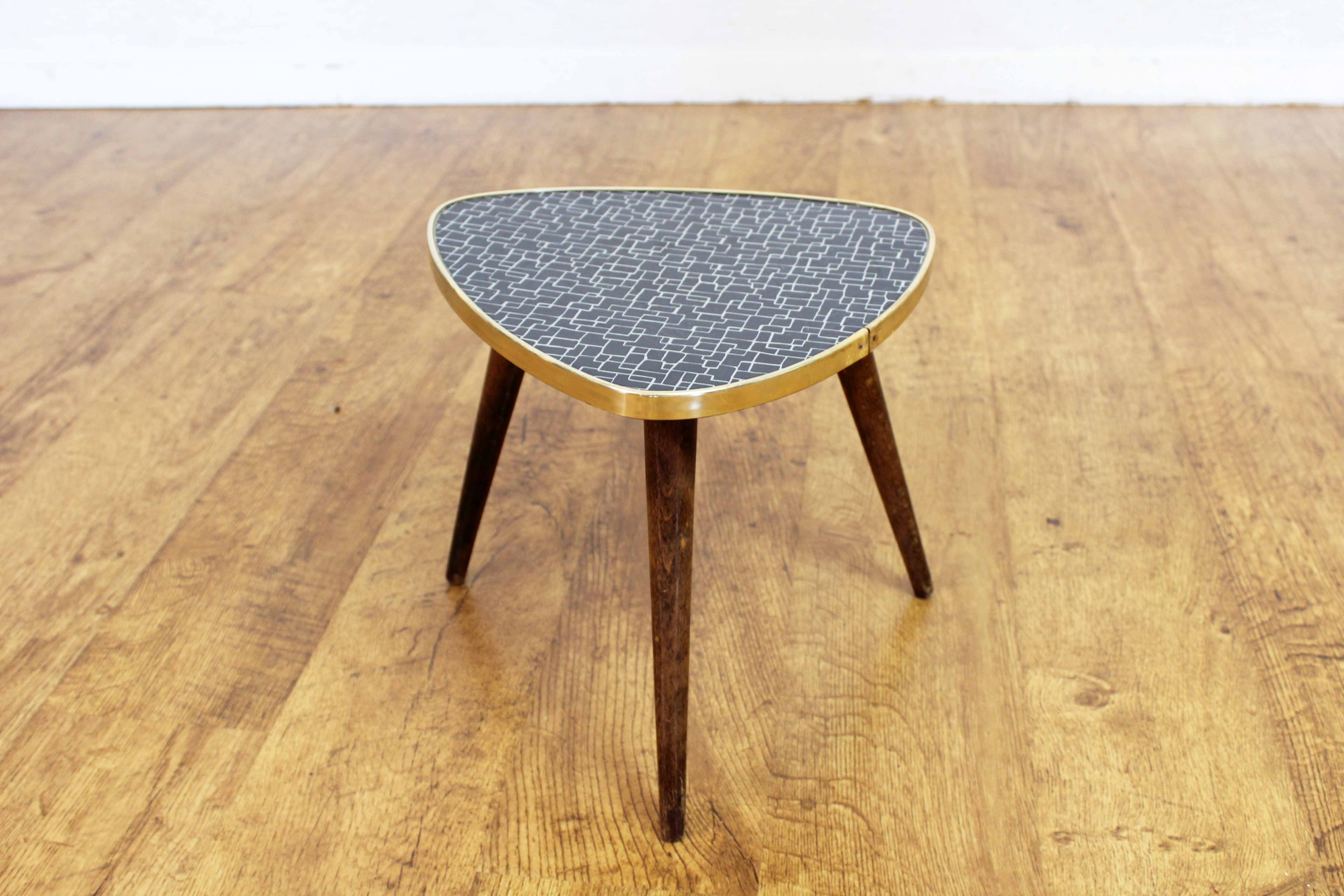 Vintage tripod pedestal table