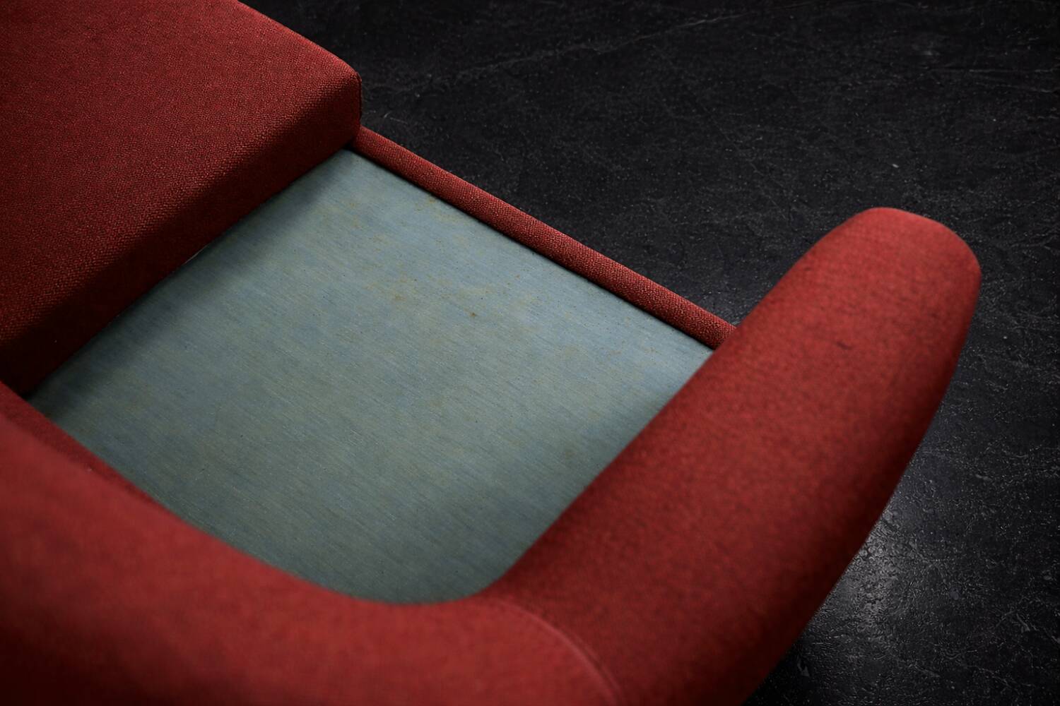 Vintage Mid-Century Scandinavian Modern 3-Seater Red Sofa