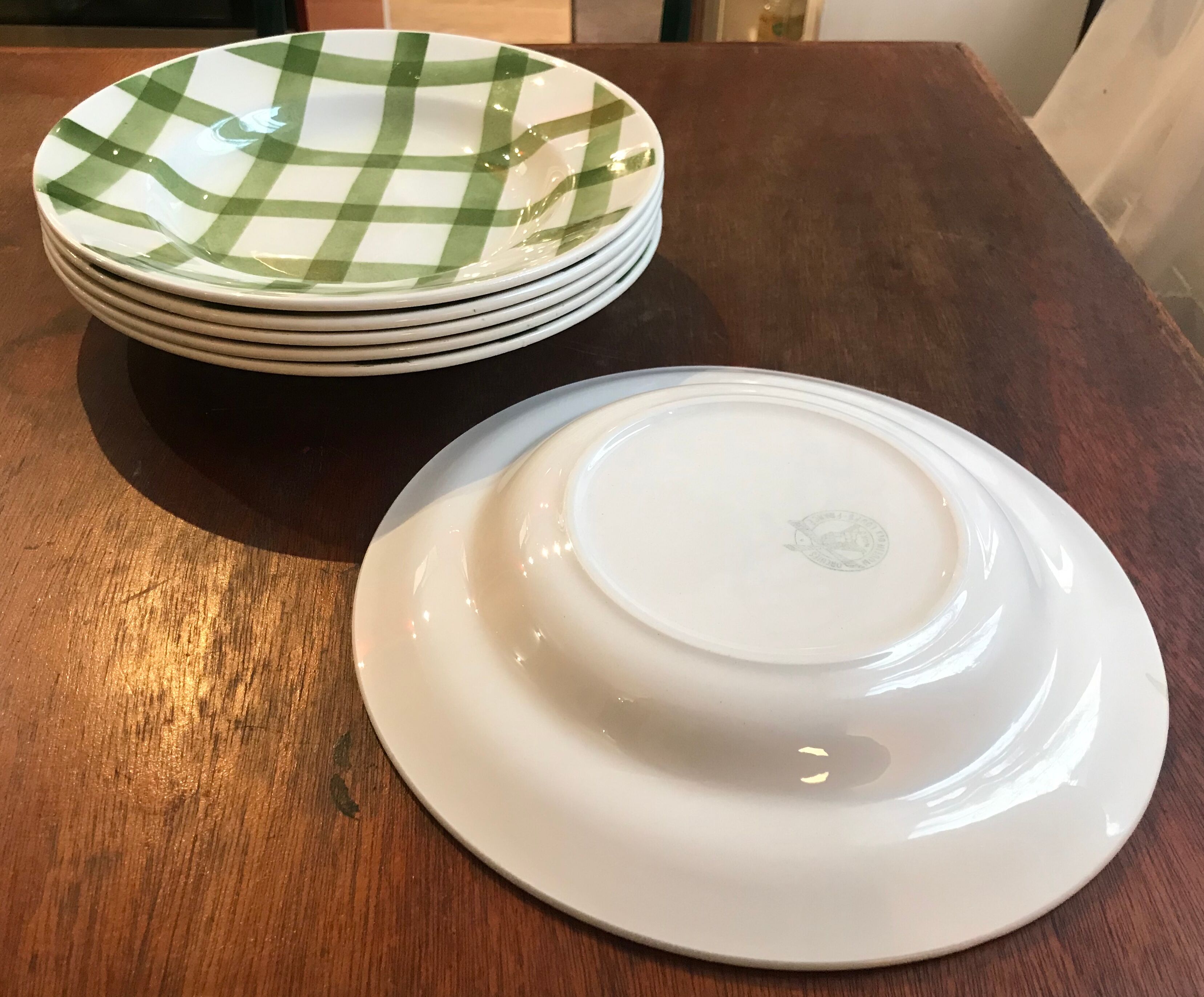 Series of 6 hollow plates