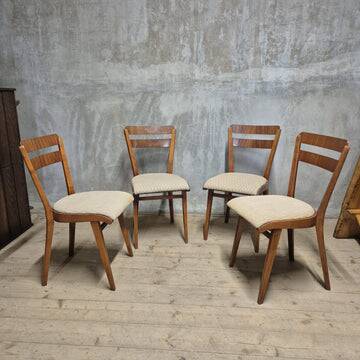 Ensemble de 4 chaises de salle à manger de style milieu du siècle, Tchécoslovaquie, années 1960