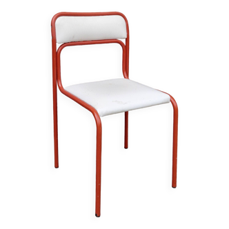Chaise tubulaire en métal rouge, 70s