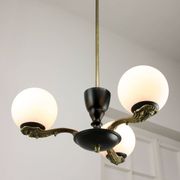 Lustre Art Déco en laiton et opaline, 1930