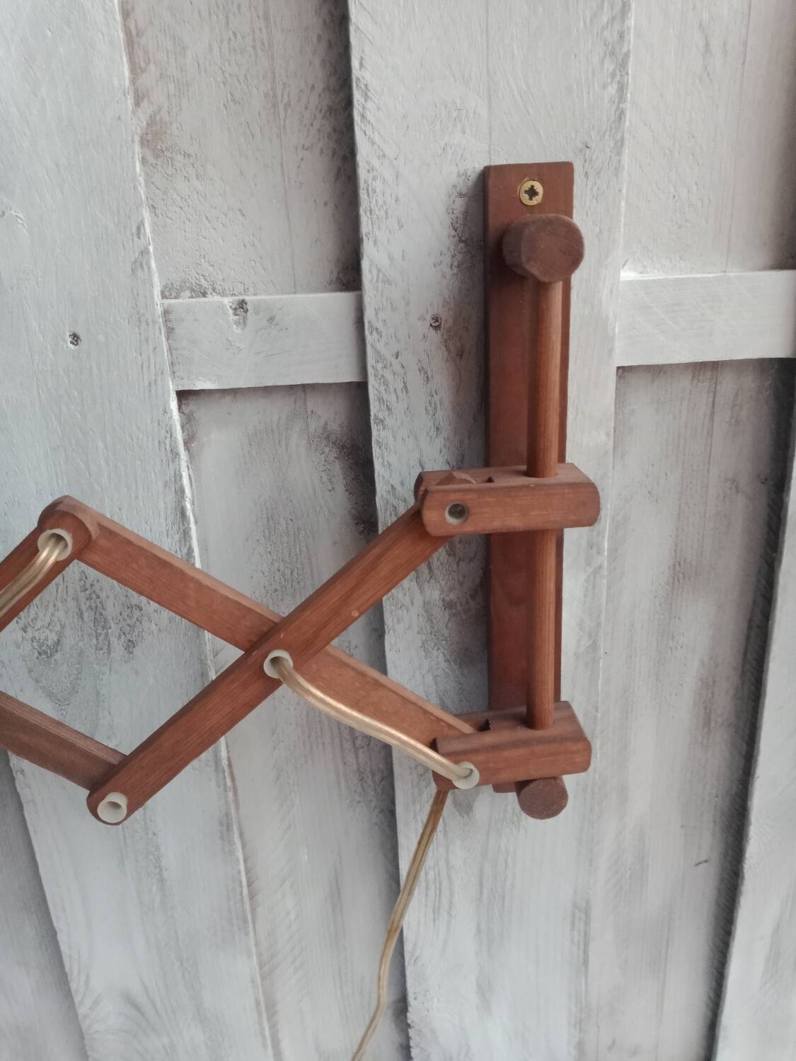 Zig zag wooden wall light from the 60s