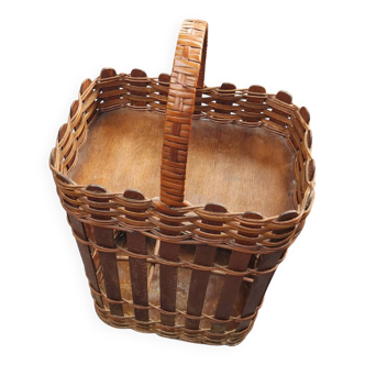 Vintage rattan bottle holder / servant