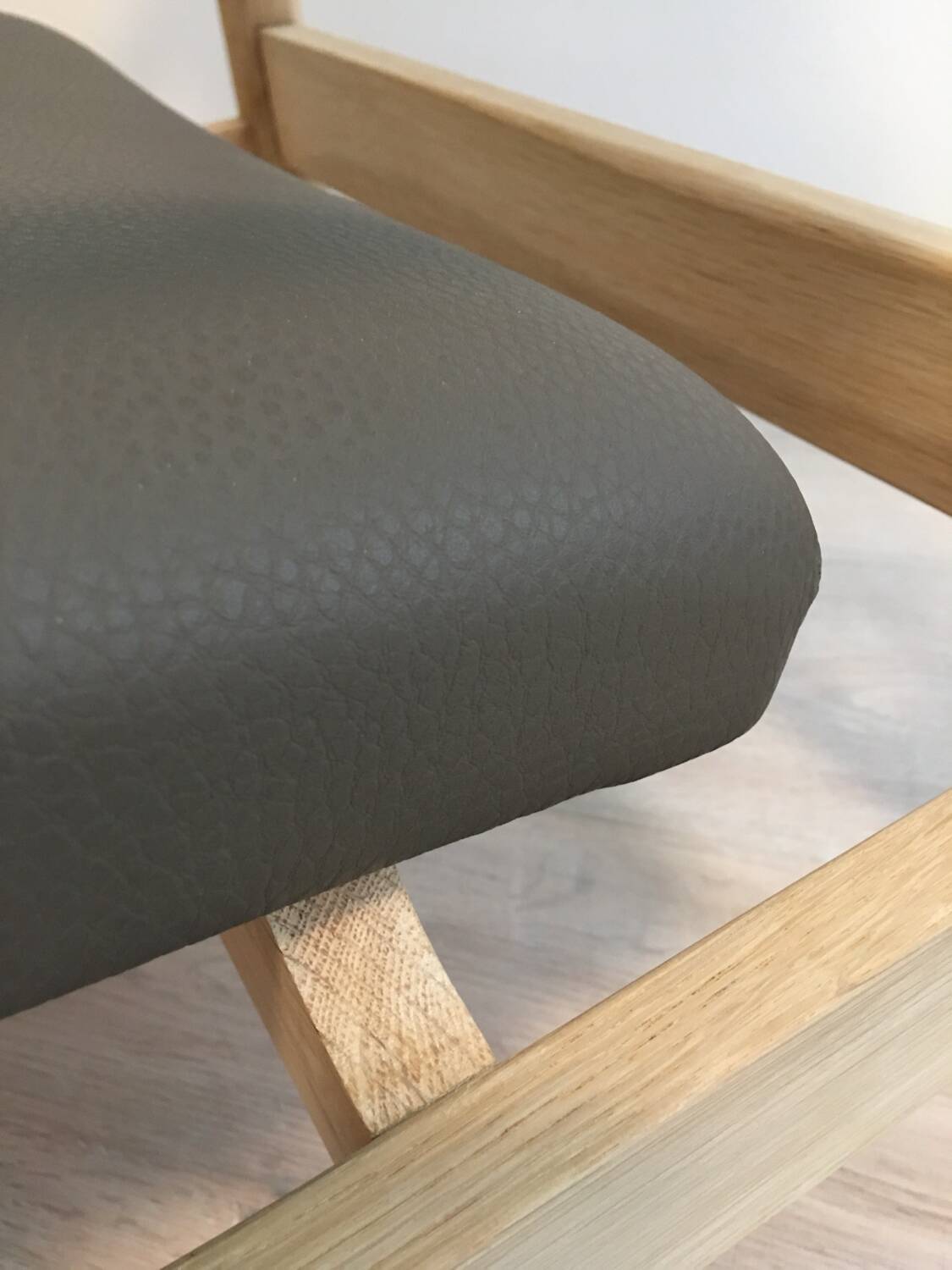 Fauteuil de salon vintage de Tchécoslovaquie des années 1960