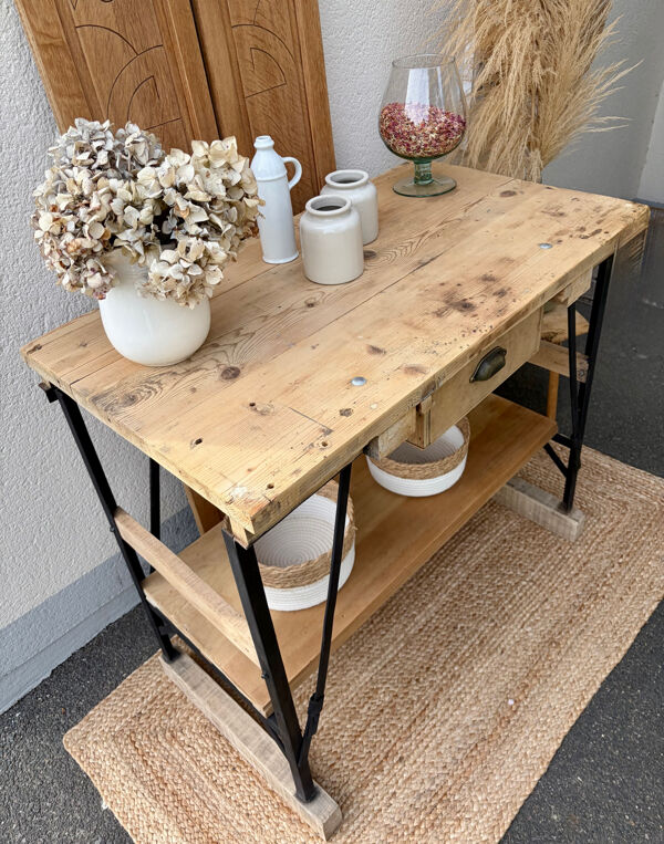 Ancien établi de métier