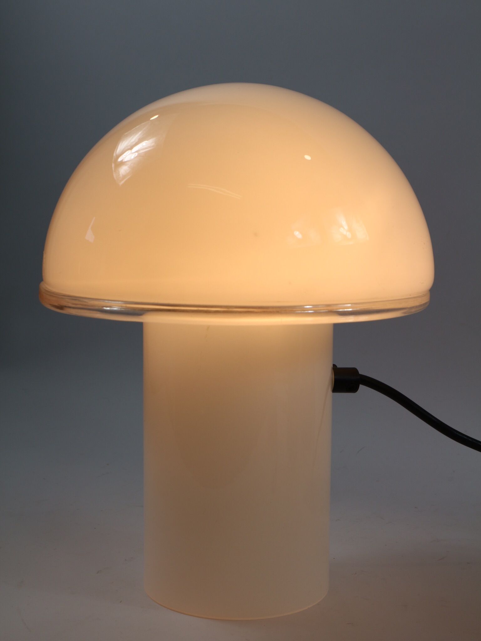 White glass table lamp, Onfale, Artemis by Vistosi, 70s production