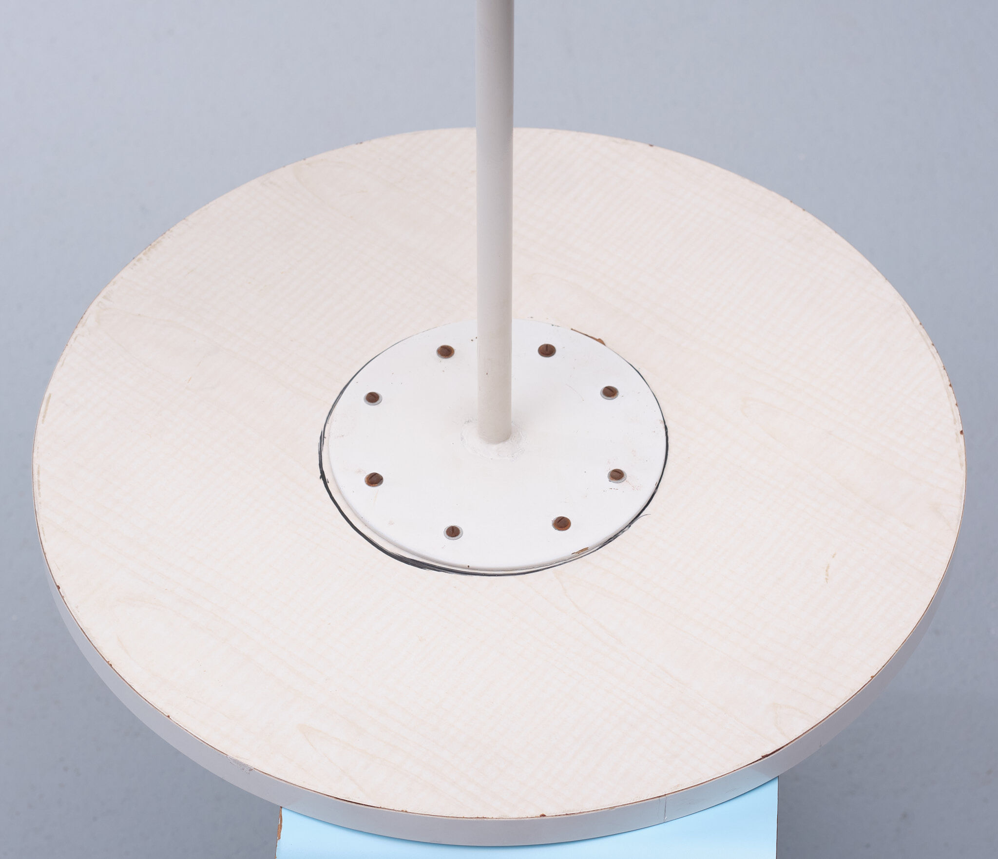 Vintage tulip side table 1960 scandinavian