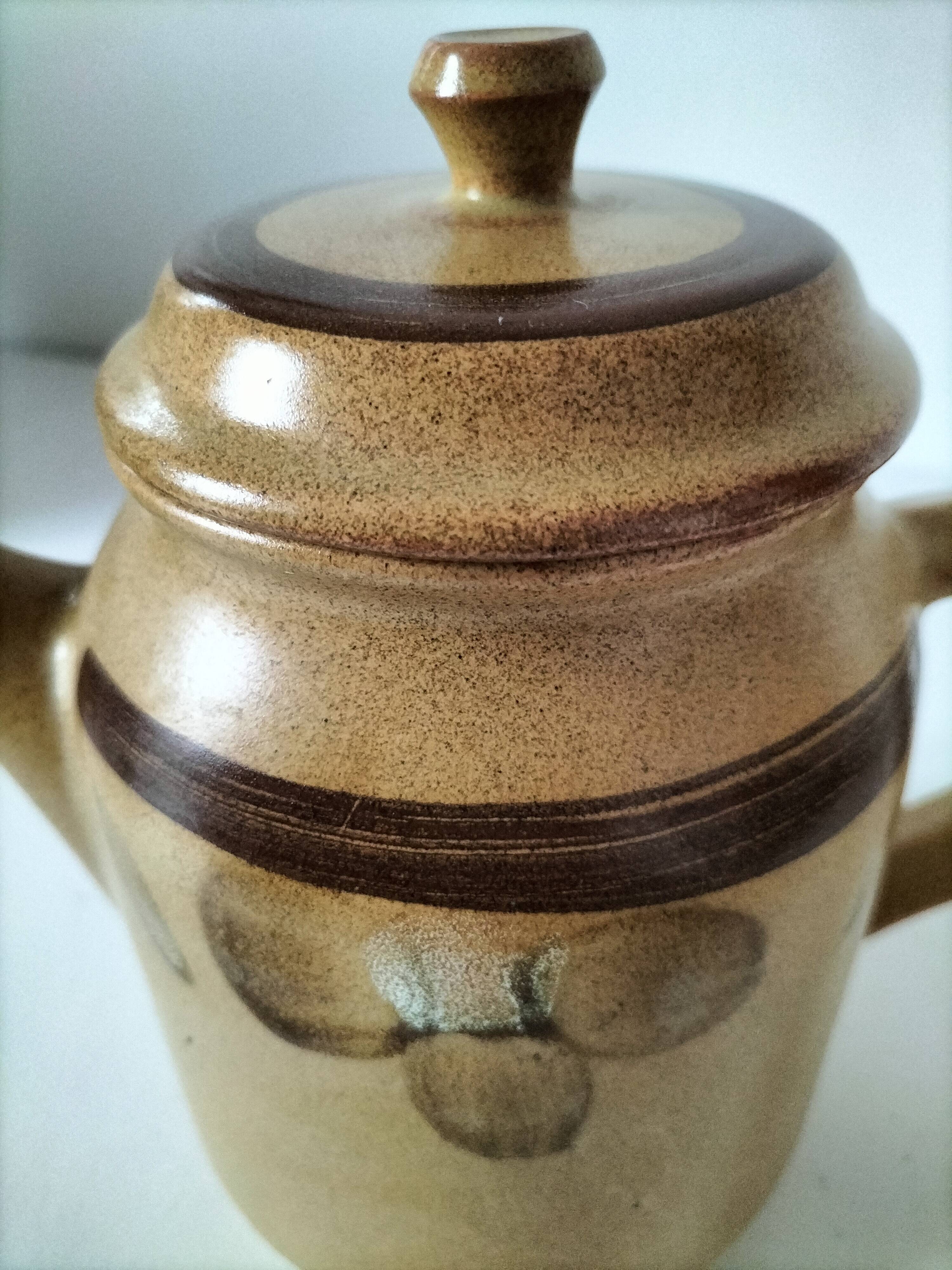 Stoneware coffee/tea pot from Sarreguemines, Lorraine, 70s.