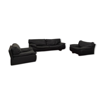 Postmodern living room set in black leather from Roche Bobois