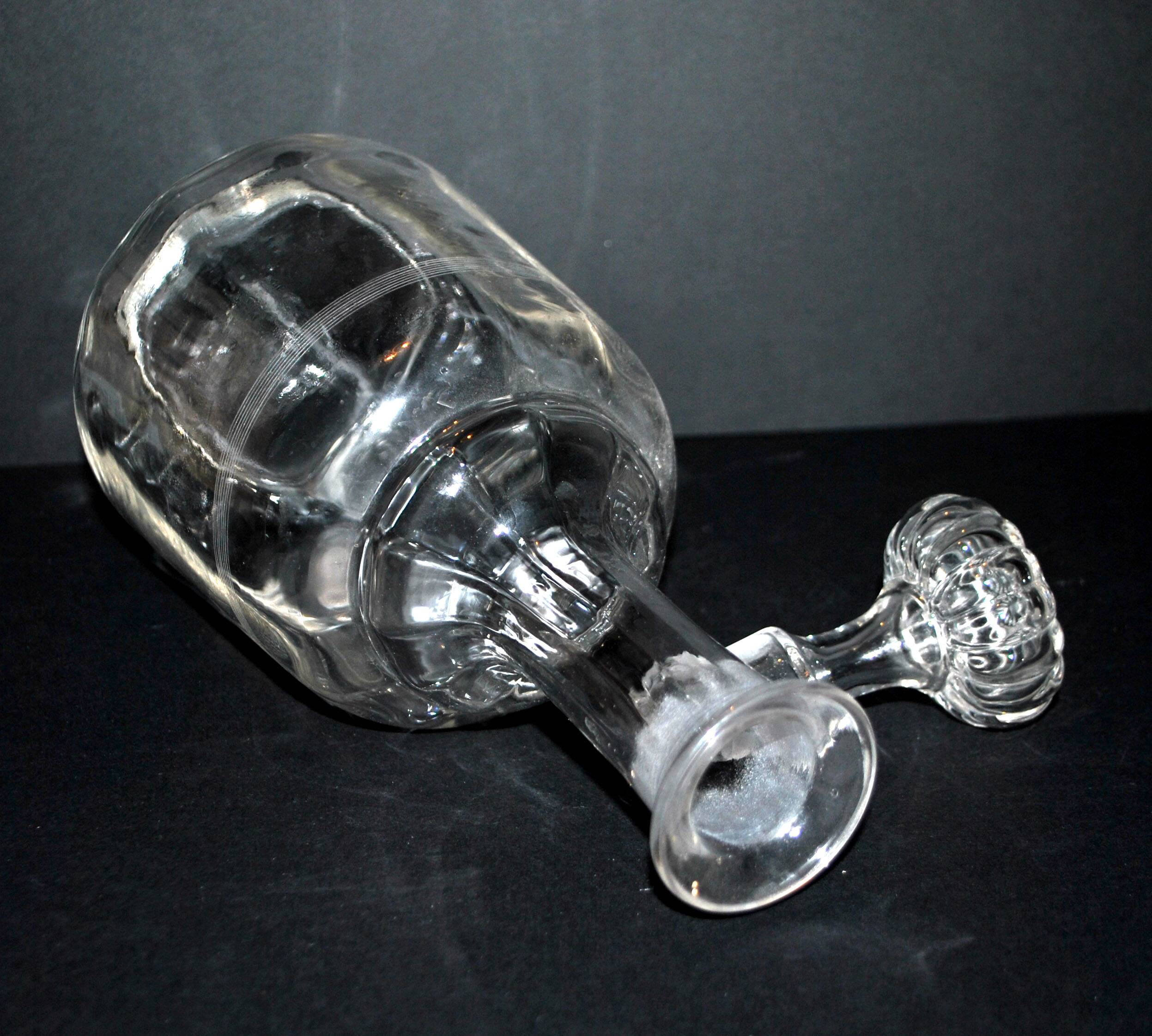 Antique blown glass carafe engraved with fine lines BISTROT 1900