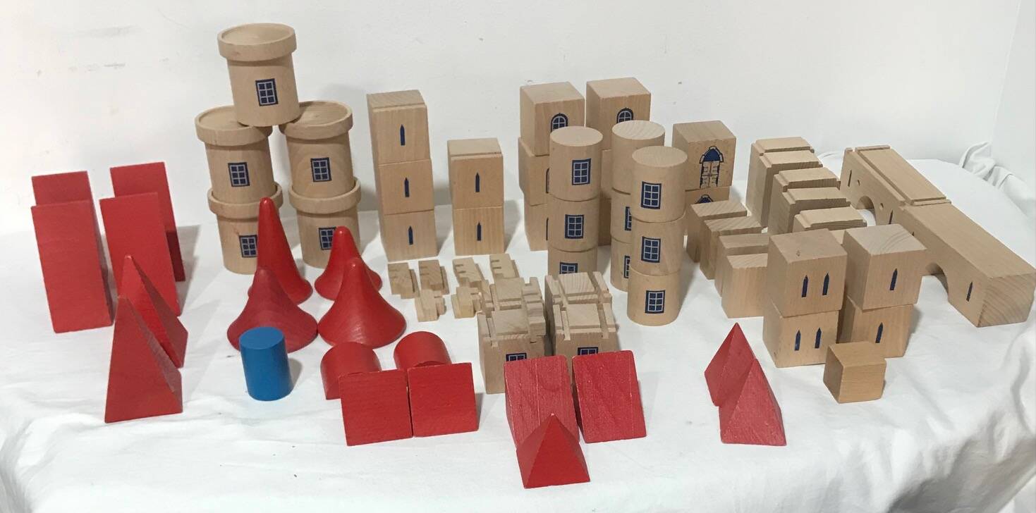 Stackable wooden building castle